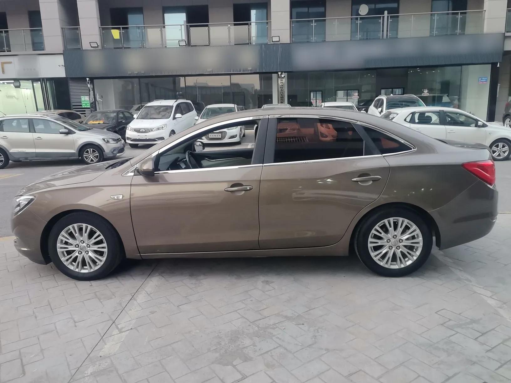 Buick GT 2016 15N Automatic Elite Edition — миниатюра 4