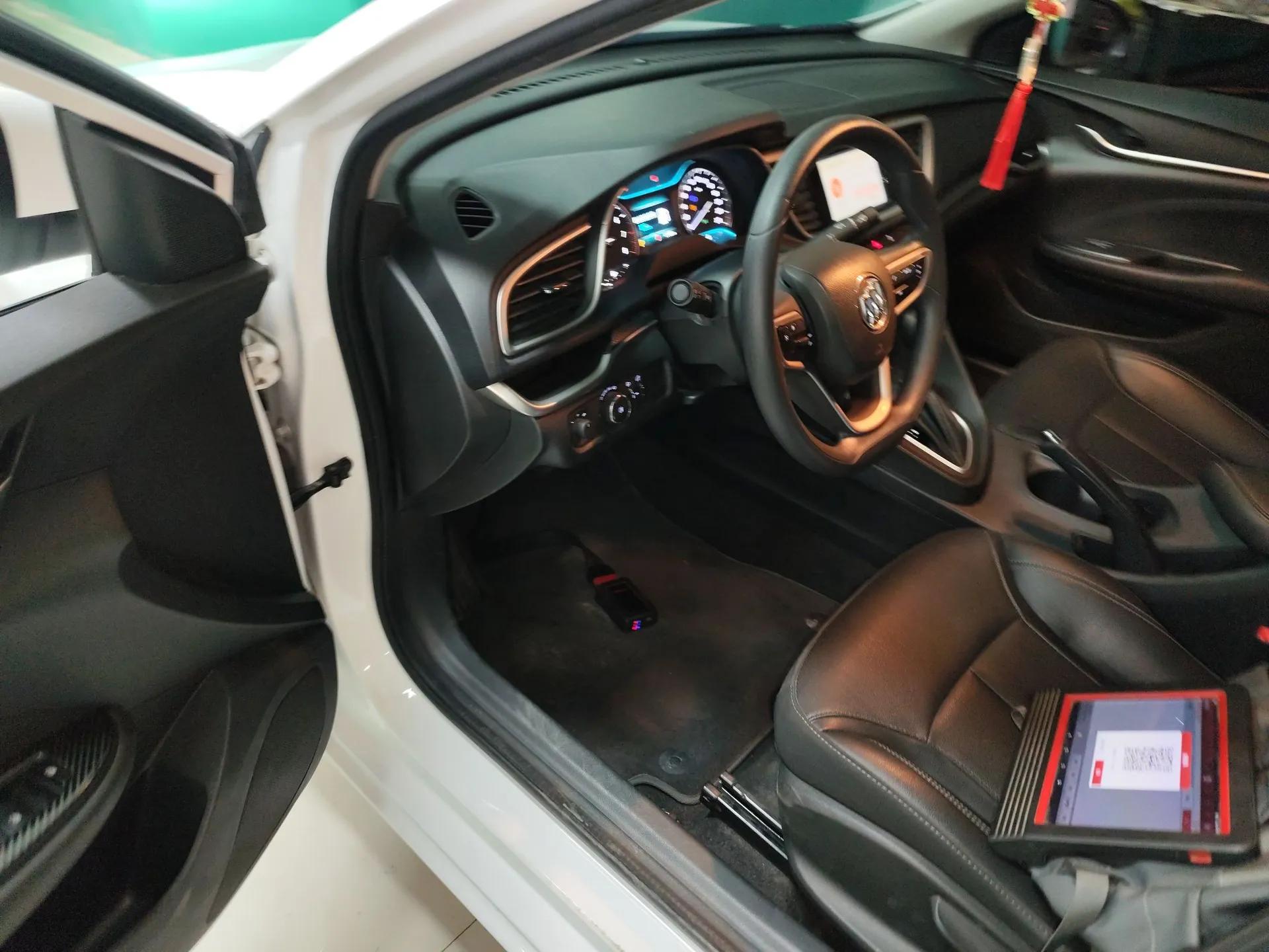 Buick GT 2021 Revised Version Flagship 1.5L Automatic Elite Edition — миниатюра 19