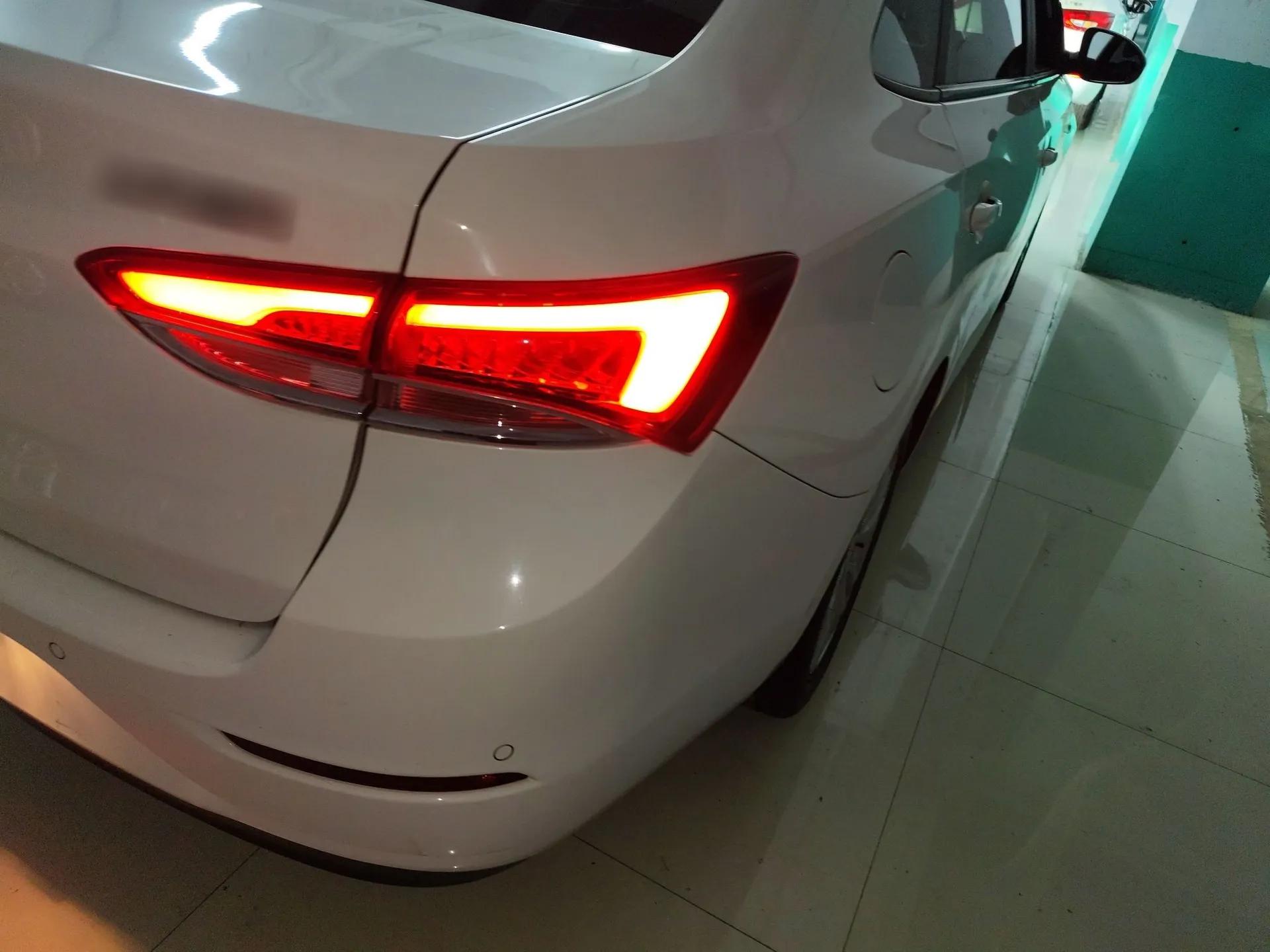 Buick GT 2021 Revised Version Flagship 1.5L Automatic Elite Edition — миниатюра 7