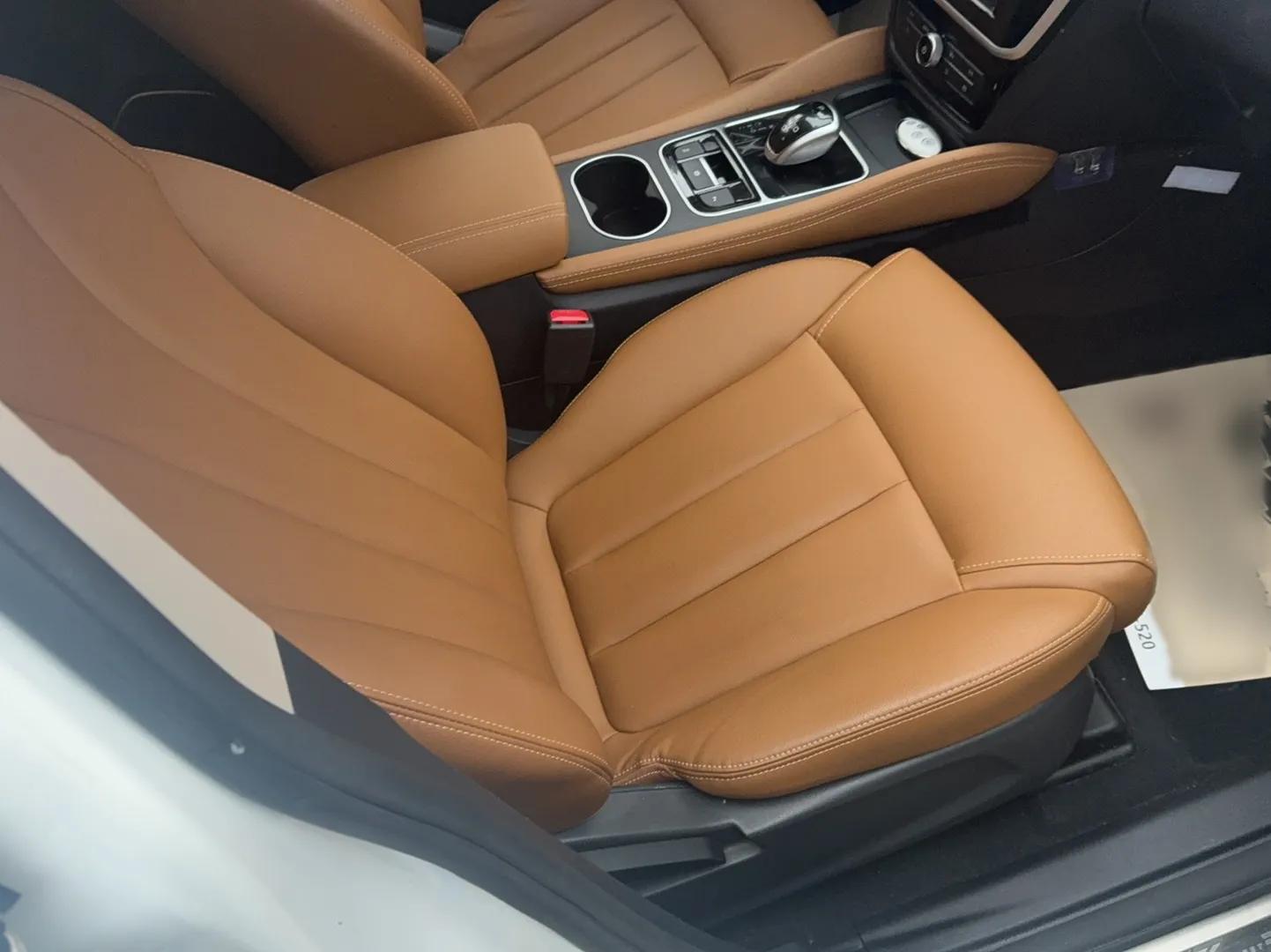 BYD Song MAX 2018 1.5T Automatic Smart Connect Elite Model with 6 Seats — миниатюра 22