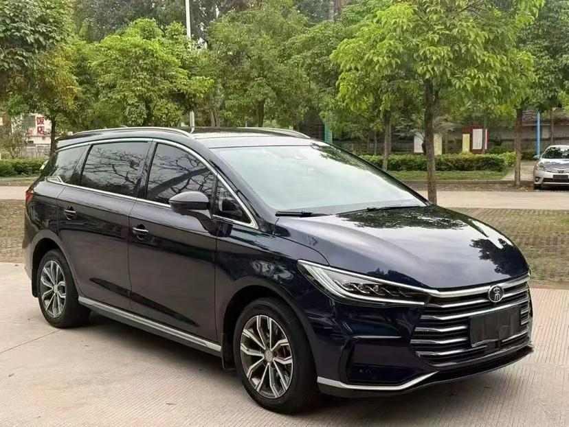 BYD Song MAX 2021 Upgraded Model 1.5T Automatic Flagship Version with 6 Seats — миниатюра 11