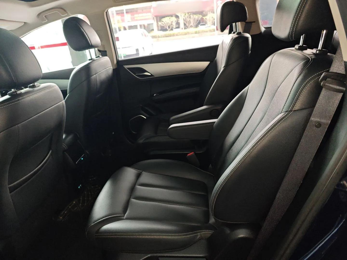BYD Song MAX 2021 Upgraded Model 1.5T Automatic Flagship Version with 6 Seats — миниатюра 20