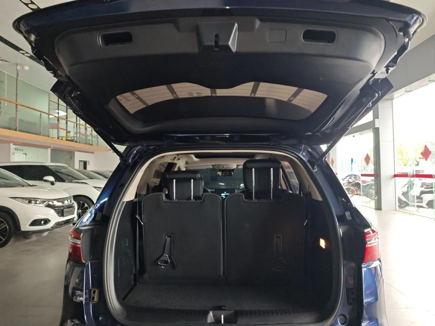BYD Song MAX 2021 Upgraded Model 1.5T Automatic Flagship Version with 6 Seats — миниатюра 22