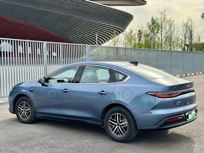 BYD Seal 05 DM-i 2025 DM-i Intelligent Drive 120KM Flagship Model — миниатюра 3