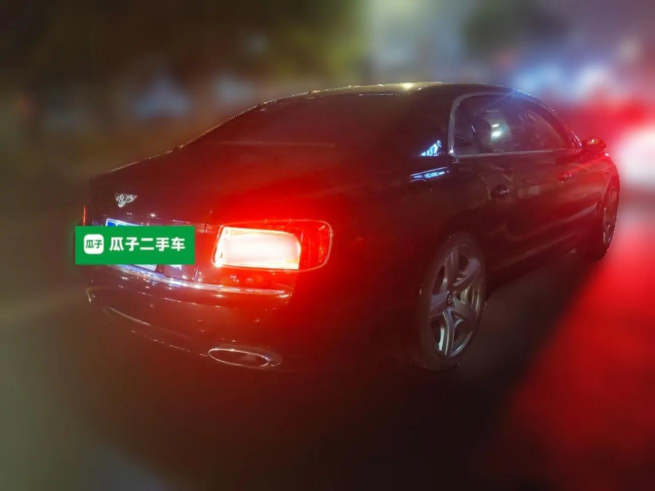 Bentley Flying Spur 2013 6.0T W12 Mulliner — миниатюра 6