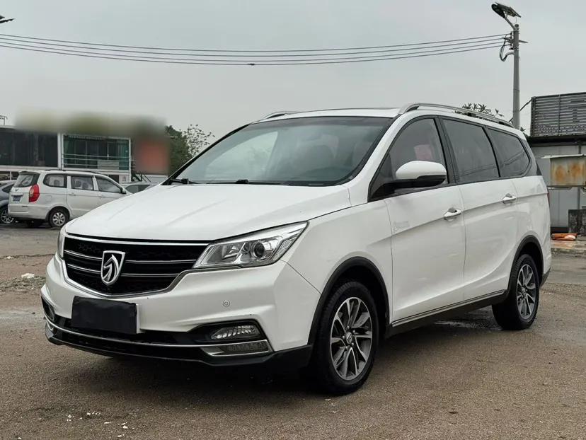 Baojun 730 2019 1.5T CVT Flagship Model 7 Seats China VI Emission Standard — миниатюра 1