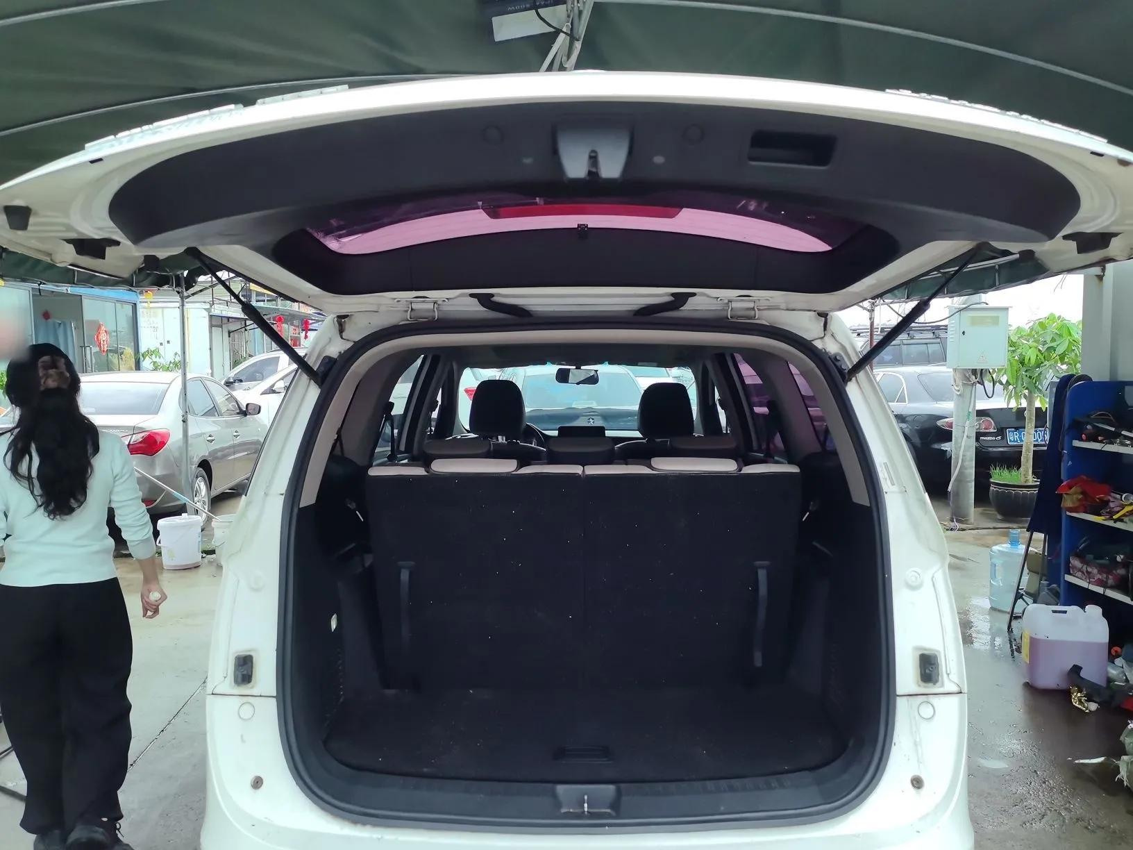 Baojun 730 2019 1.5T CVT Flagship Model 7 Seats China VI Emission Standard — миниатюра 20