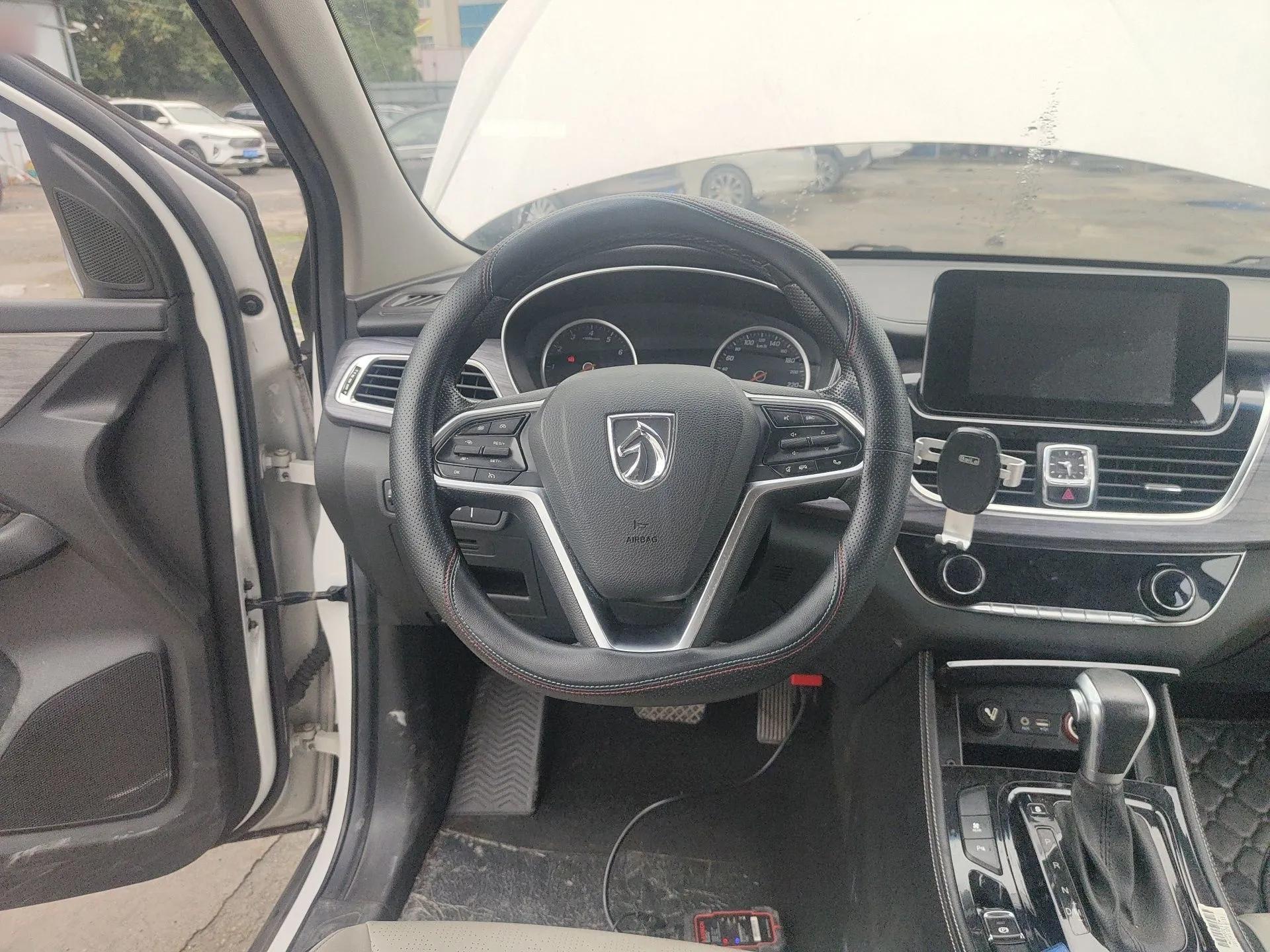 Baojun 730 2017 1.5T DCT Fashion Edition 7-Seater China V Emission Standard — миниатюра 14