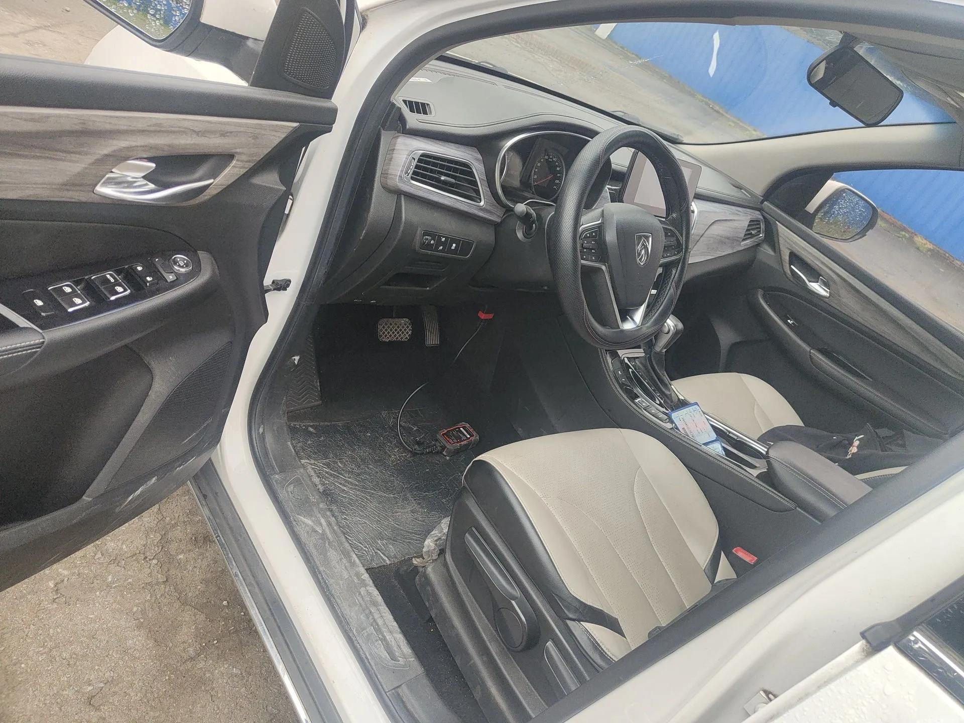 Baojun 730 2017 1.5T DCT Fashion Edition 7-Seater China V Emission Standard — миниатюра 19