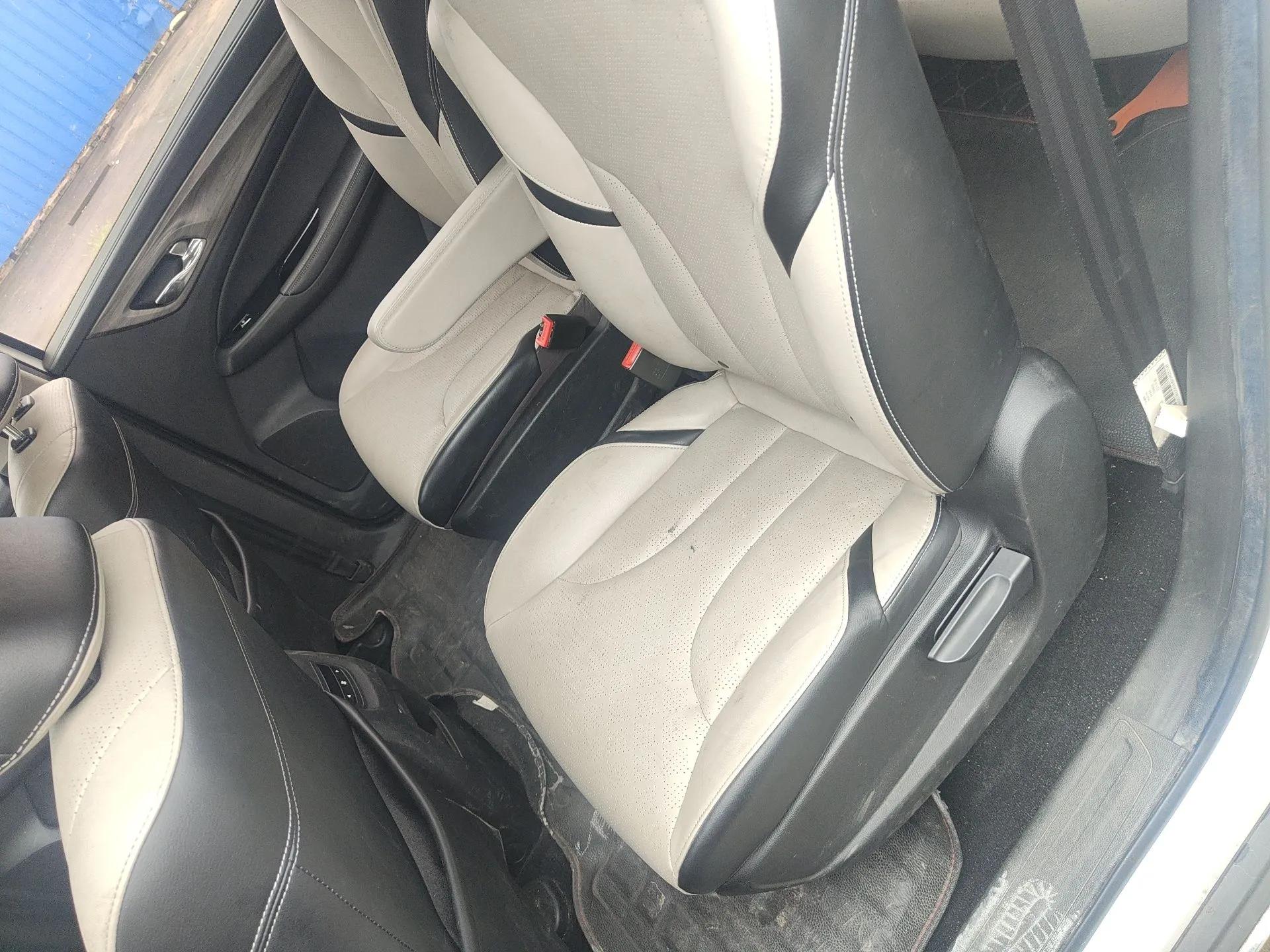Baojun 730 2017 1.5T DCT Fashion Edition 7-Seater China V Emission Standard — миниатюра 20