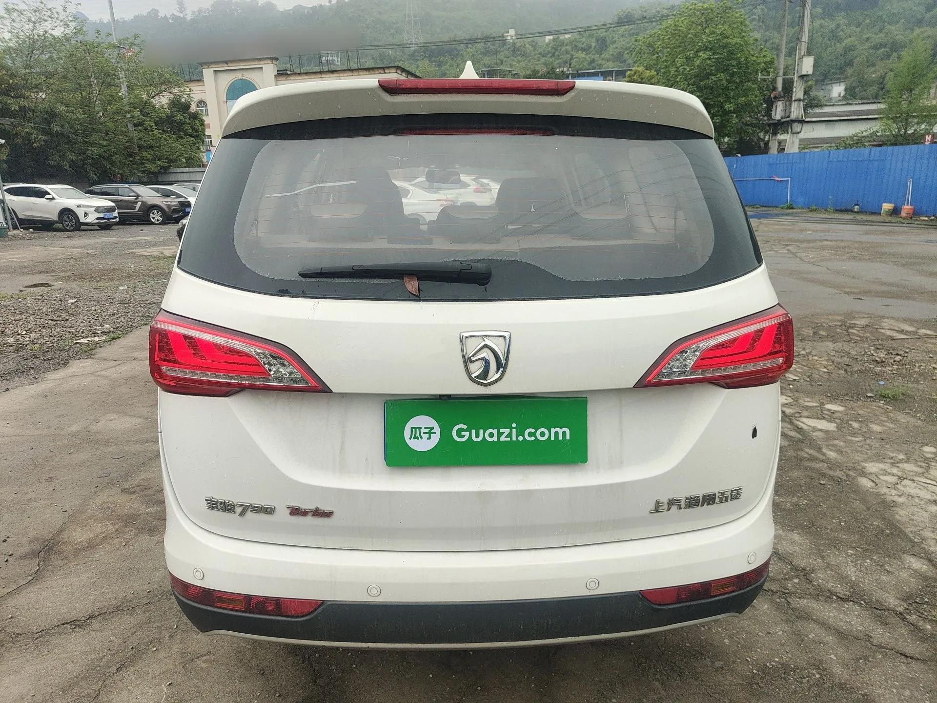 Baojun 730 2017 1.5T DCT Fashion Edition 7-Seater China V Emission Standard — миниатюра 5
