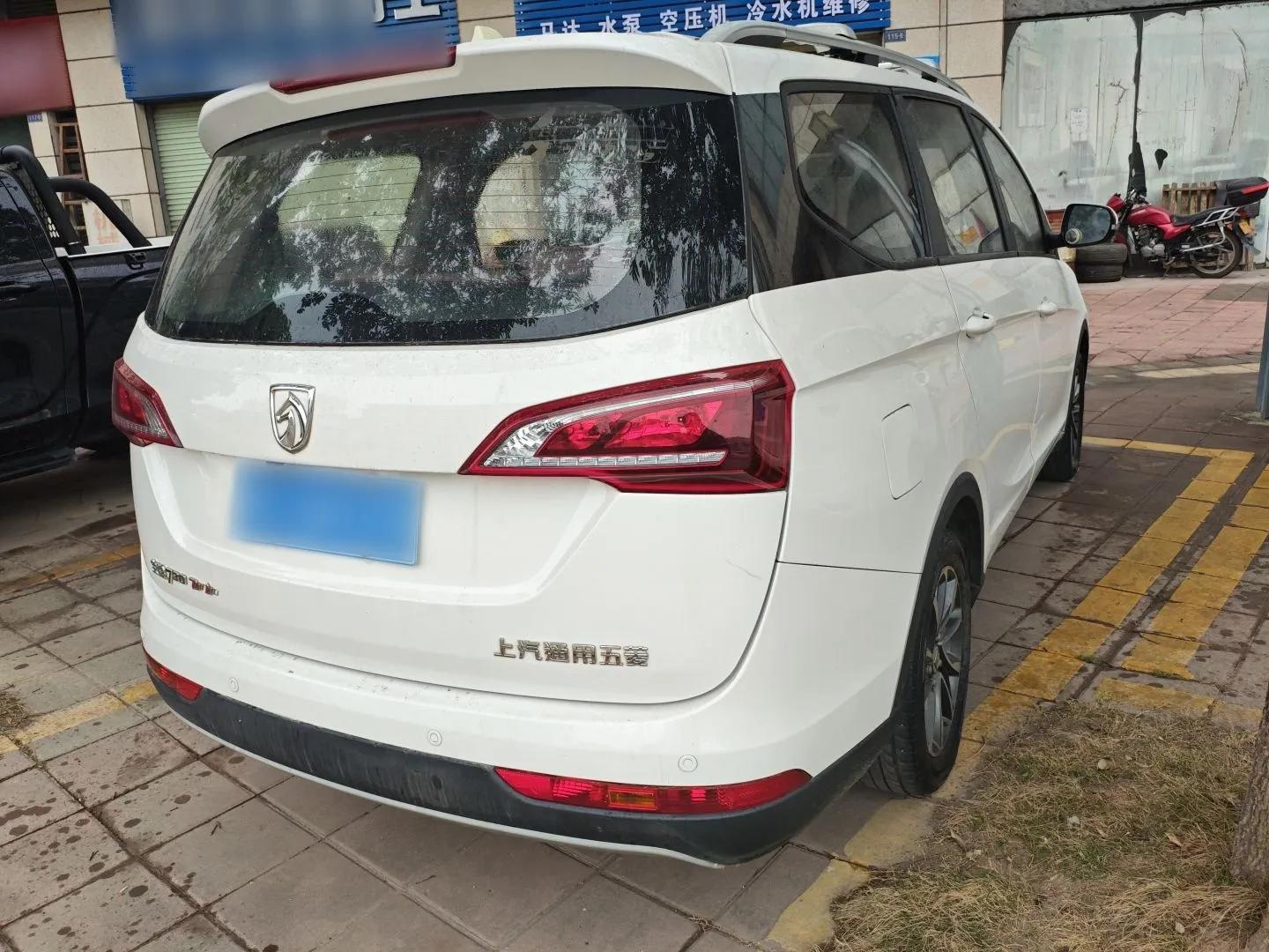 Baojun 730 2019 1.5T CVT Fashion Model 7 Seats China VI Emission Standard — миниатюра 4