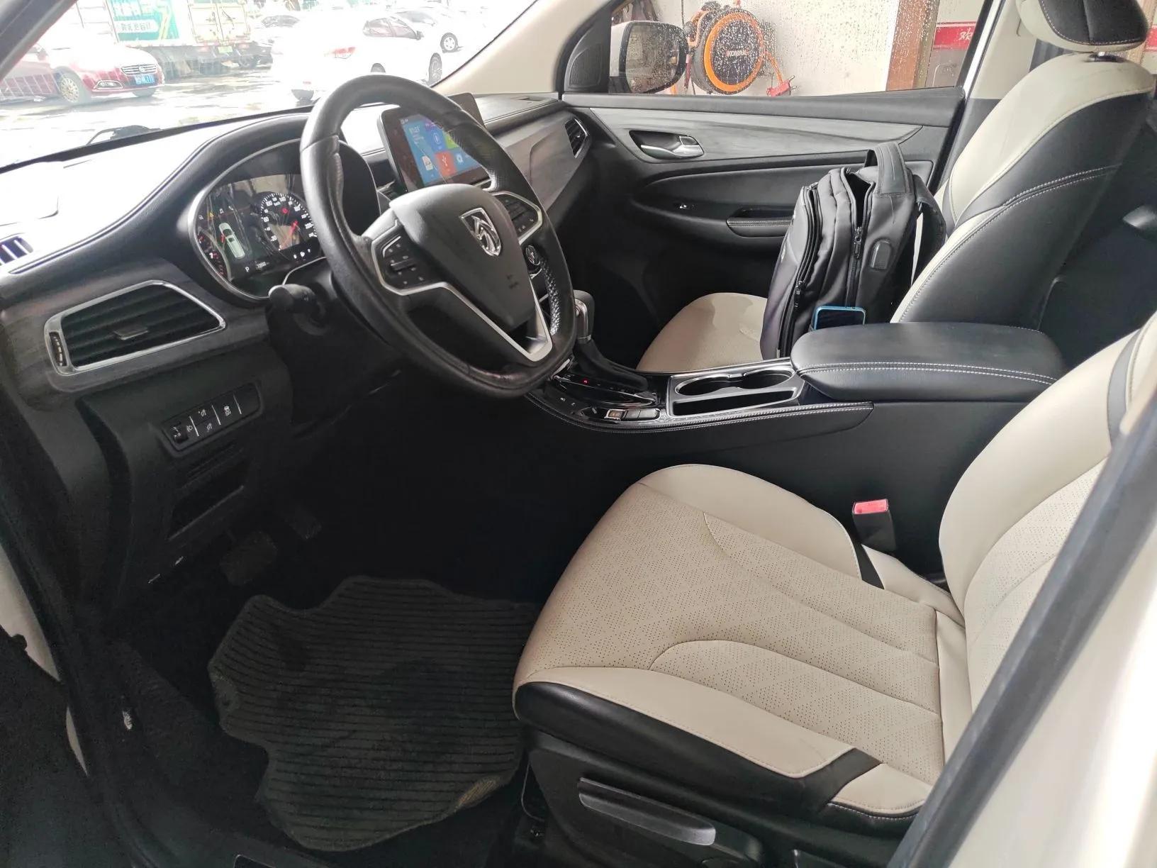 Baojun 730 2017 1.5T DCT Fashion Edition 7-Seater China V Emission Standard — миниатюра 18
