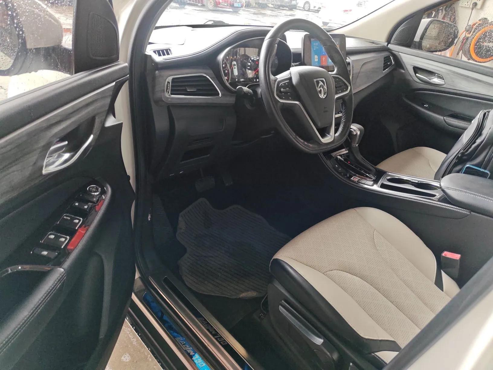 Baojun 730 2017 1.5T DCT Fashion Edition 7-Seater China V Emission Standard — миниатюра 19