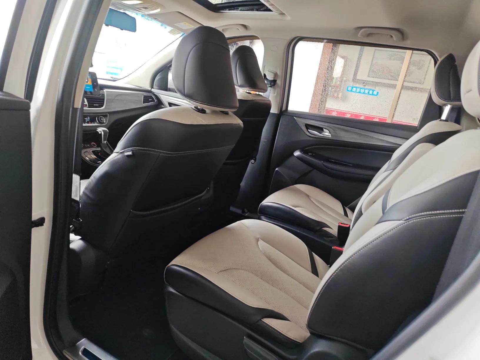 Baojun 730 2017 1.5T DCT Fashion Edition 7-Seater China V Emission Standard — миниатюра 20