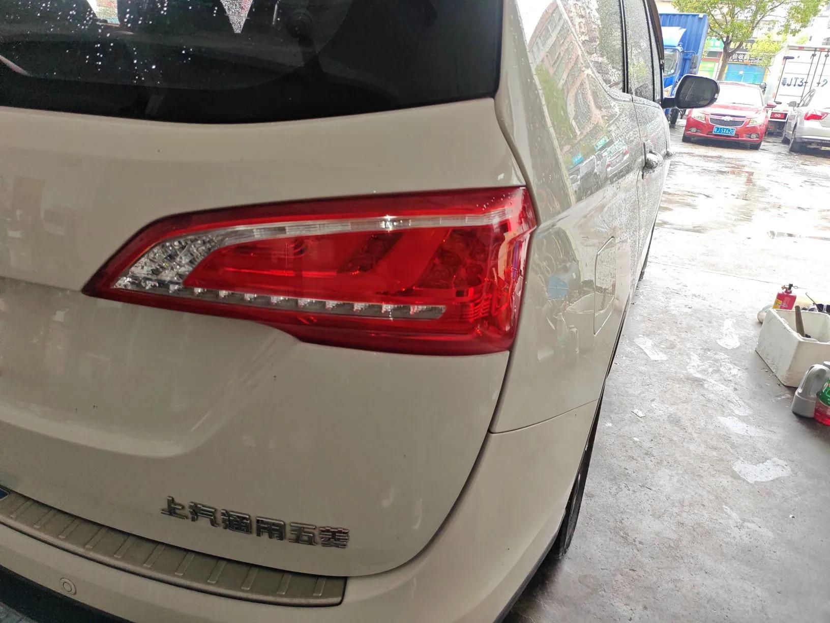 Baojun 730 2017 1.5T DCT Fashion Edition 7-Seater China V Emission Standard — миниатюра 7