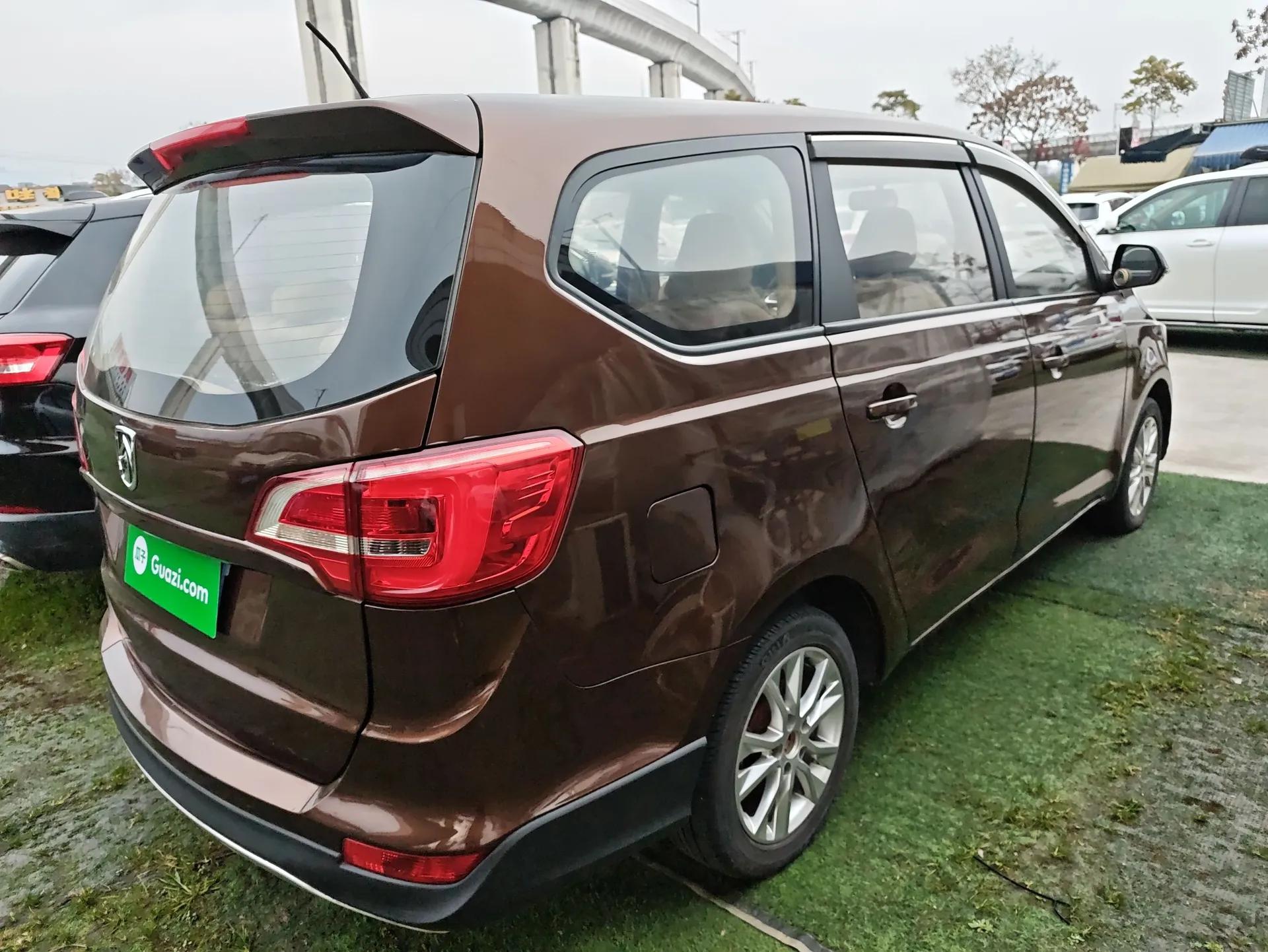 Baojun 730 2016 Revised 1.5L Manual Standard Version 7 Seats China V Emission Standard — миниатюра 6