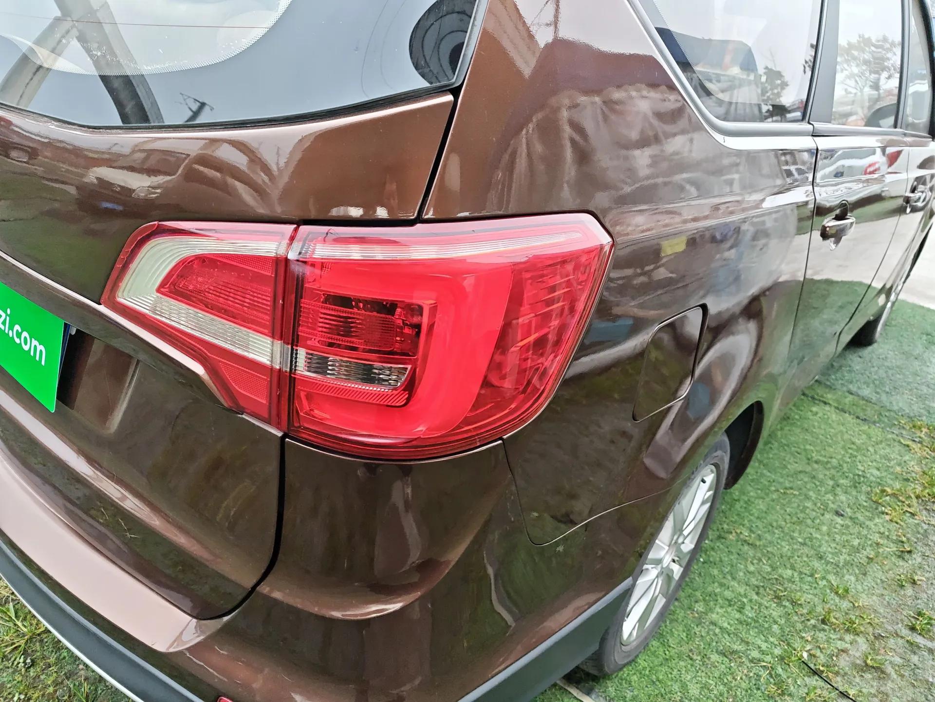 Baojun 730 2016 Revised 1.5L Manual Standard Version 7 Seats China V Emission Standard — миниатюра 7