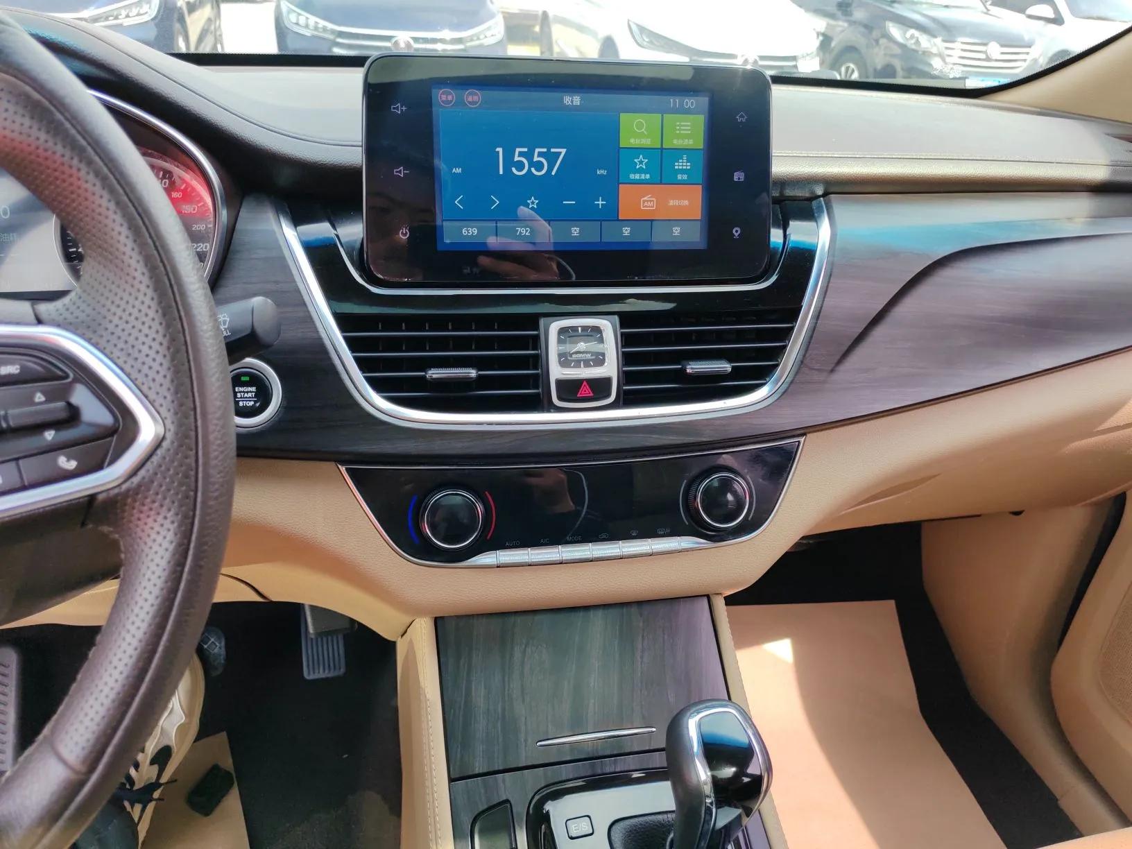 Baojun 730 2017 1.8L iAMT Prestige Version 7 Seats — миниатюра 16
