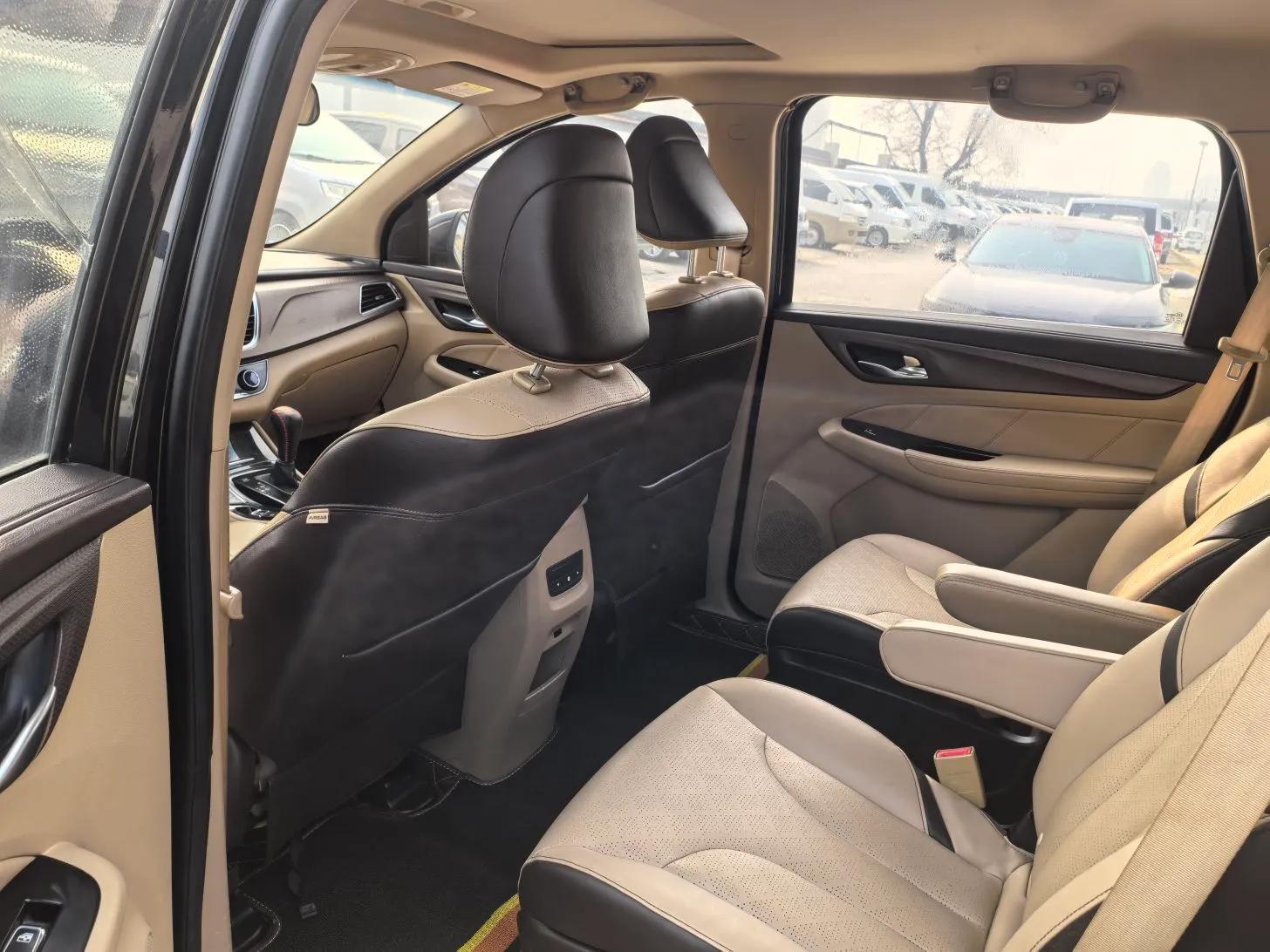 Baojun 730 2017 1.8L iAMT Luxury Version 7-Seater — миниатюра 21