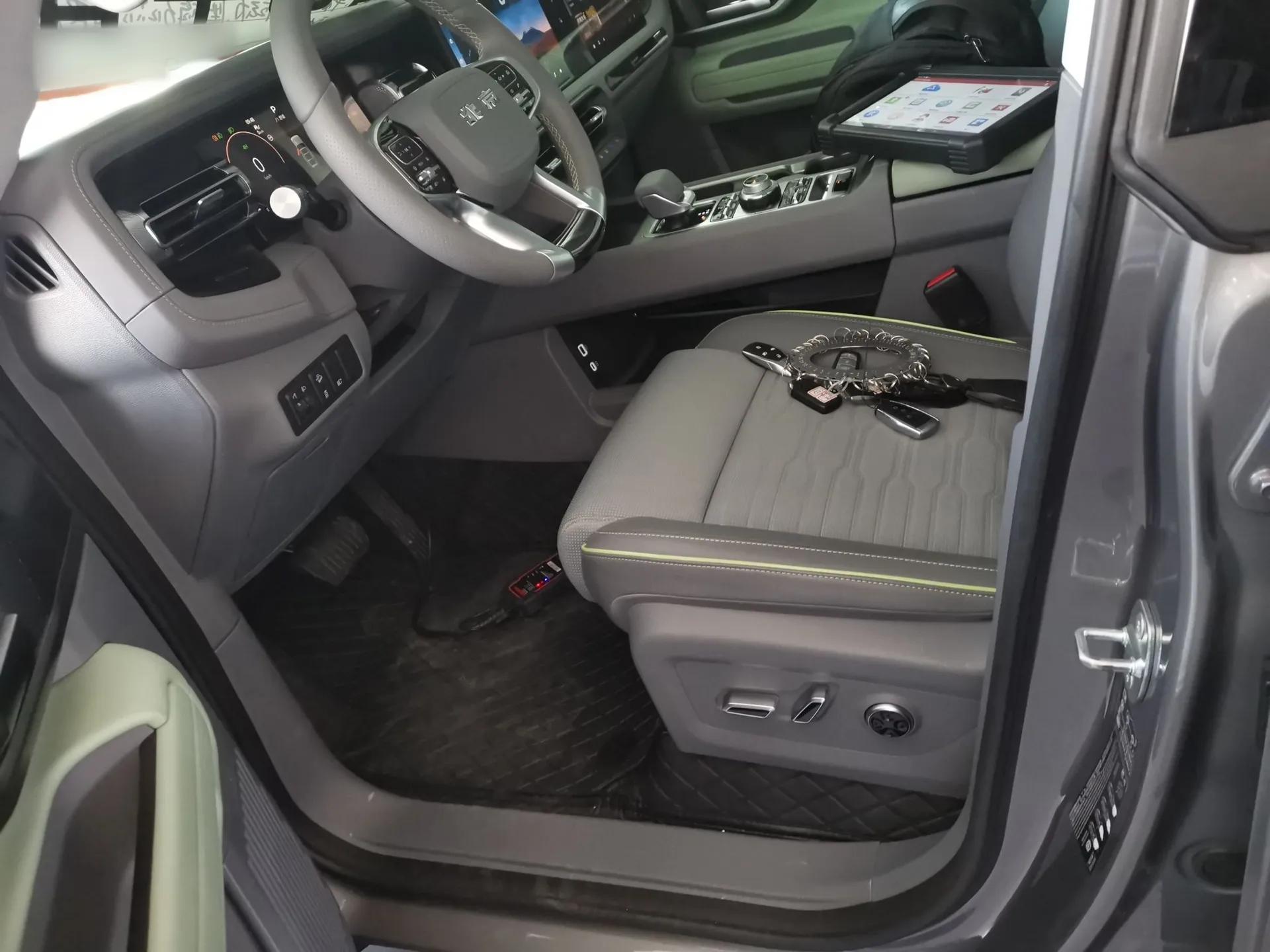 BAIC Off-Road BJ40 2024 2.0D All-New Blade Hero Crosser — миниатюра 18
