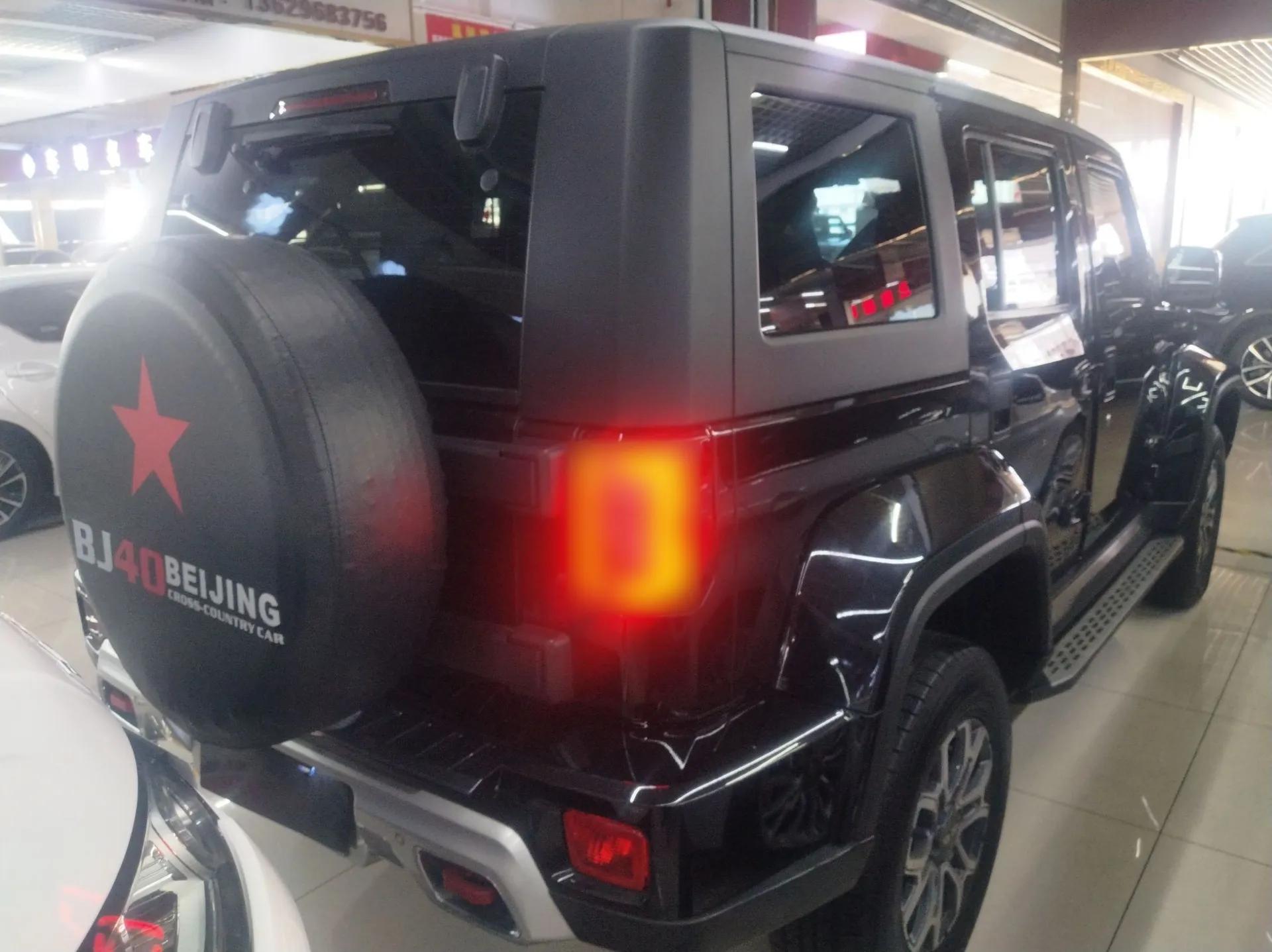 BAIC Off-Road BJ40 2020 2.0T Automatic Four-Wheel Drive Urban Hunter Edition Chivalrous Type — миниатюра 6