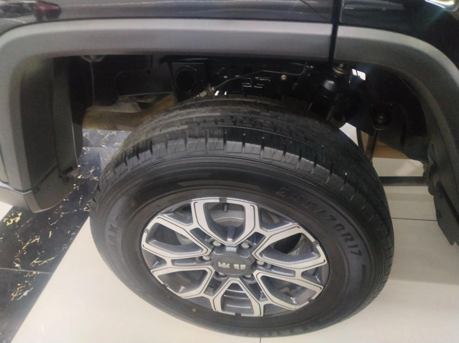 BAIC Off-Road BJ40 2020 2.0T Automatic Four-Wheel Drive Urban Hunter Edition Chivalrous Type — миниатюра 10