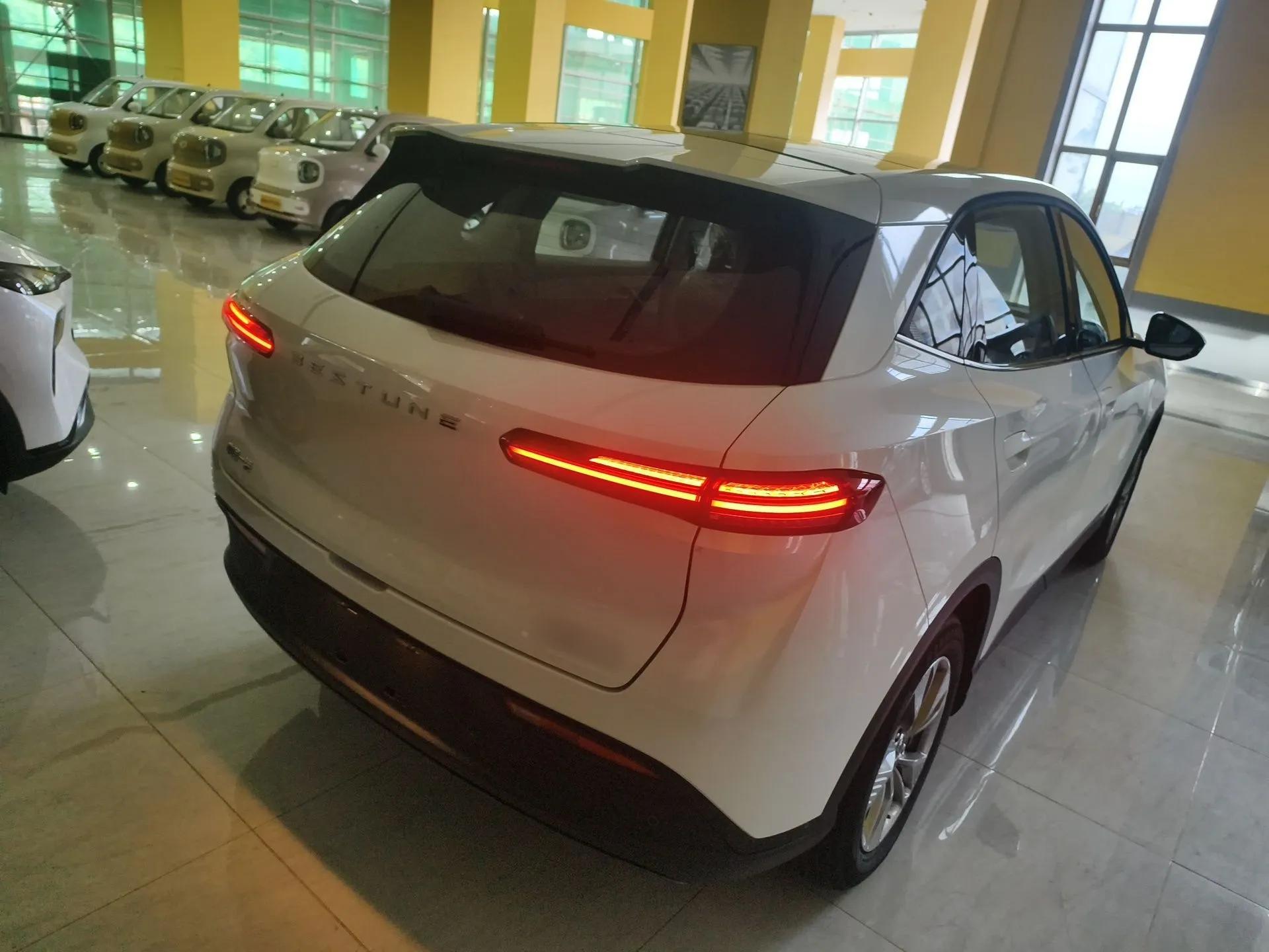 Bestune Yueyi 03 2025 445km Joyful Edition — миниатюра 6
