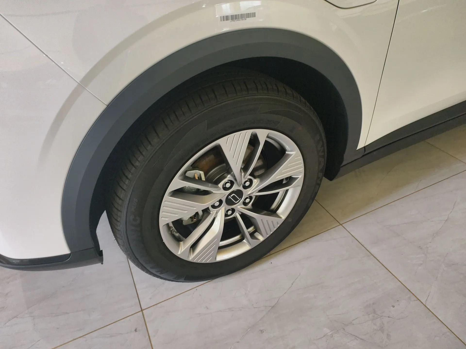 Bestune Yueyi 03 2025 445km Joyful Edition — миниатюра 8