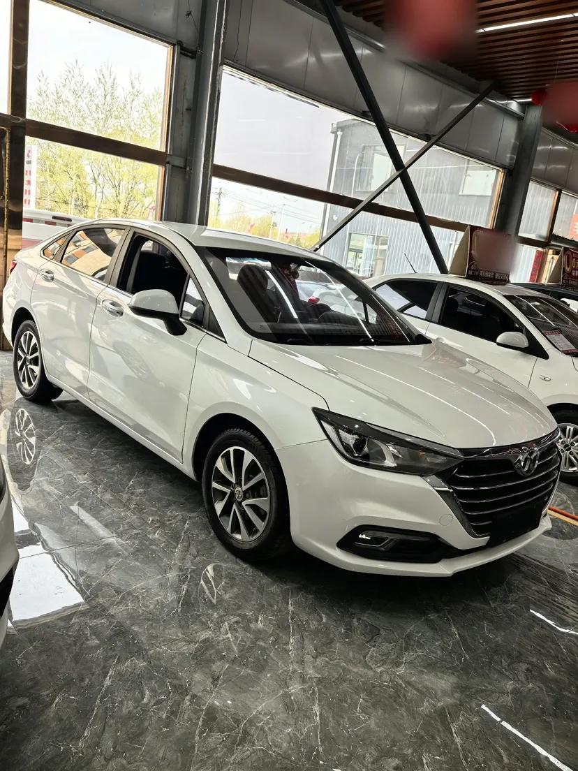 BAIC Senova D50 2018 1.5L Manual Luxury Intelligent Driving Version — миниатюра 2
