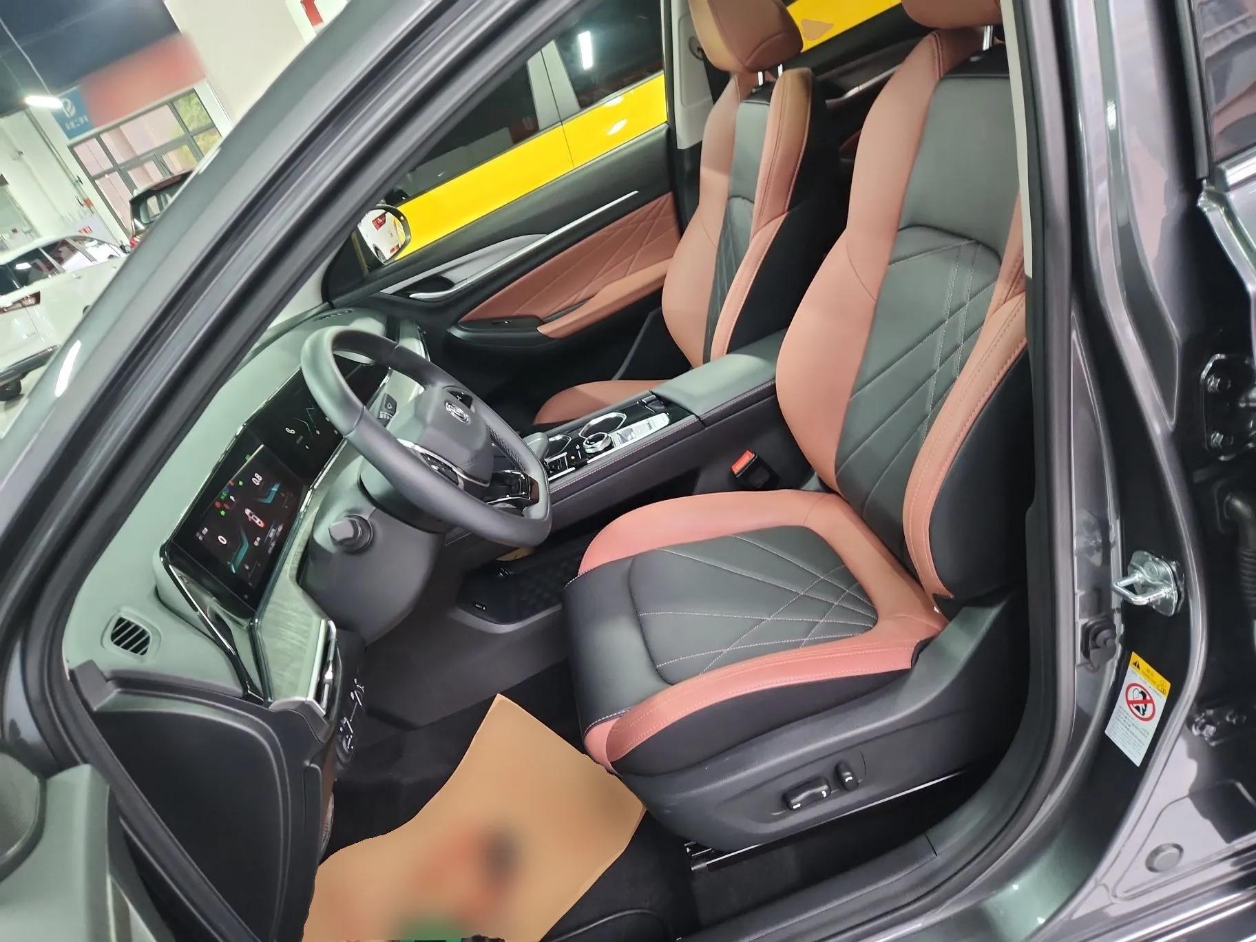 CHANGAN Eado 2022 PLUS Blue Whale NE 1.4T GDI DCT Flagship Edition — миниатюра 18