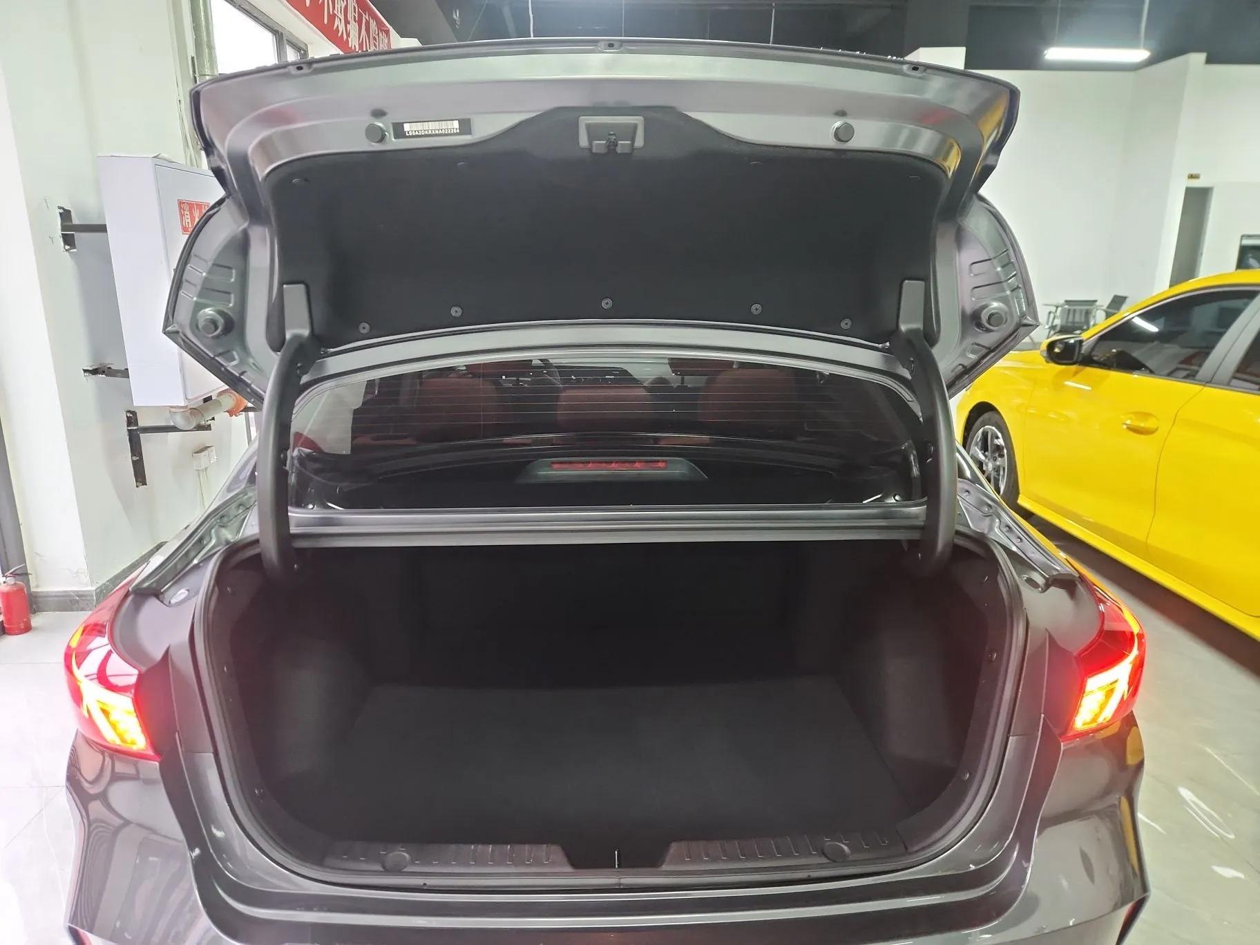 CHANGAN Eado 2022 PLUS Blue Whale NE 1.4T GDI DCT Flagship Edition — миниатюра 22
