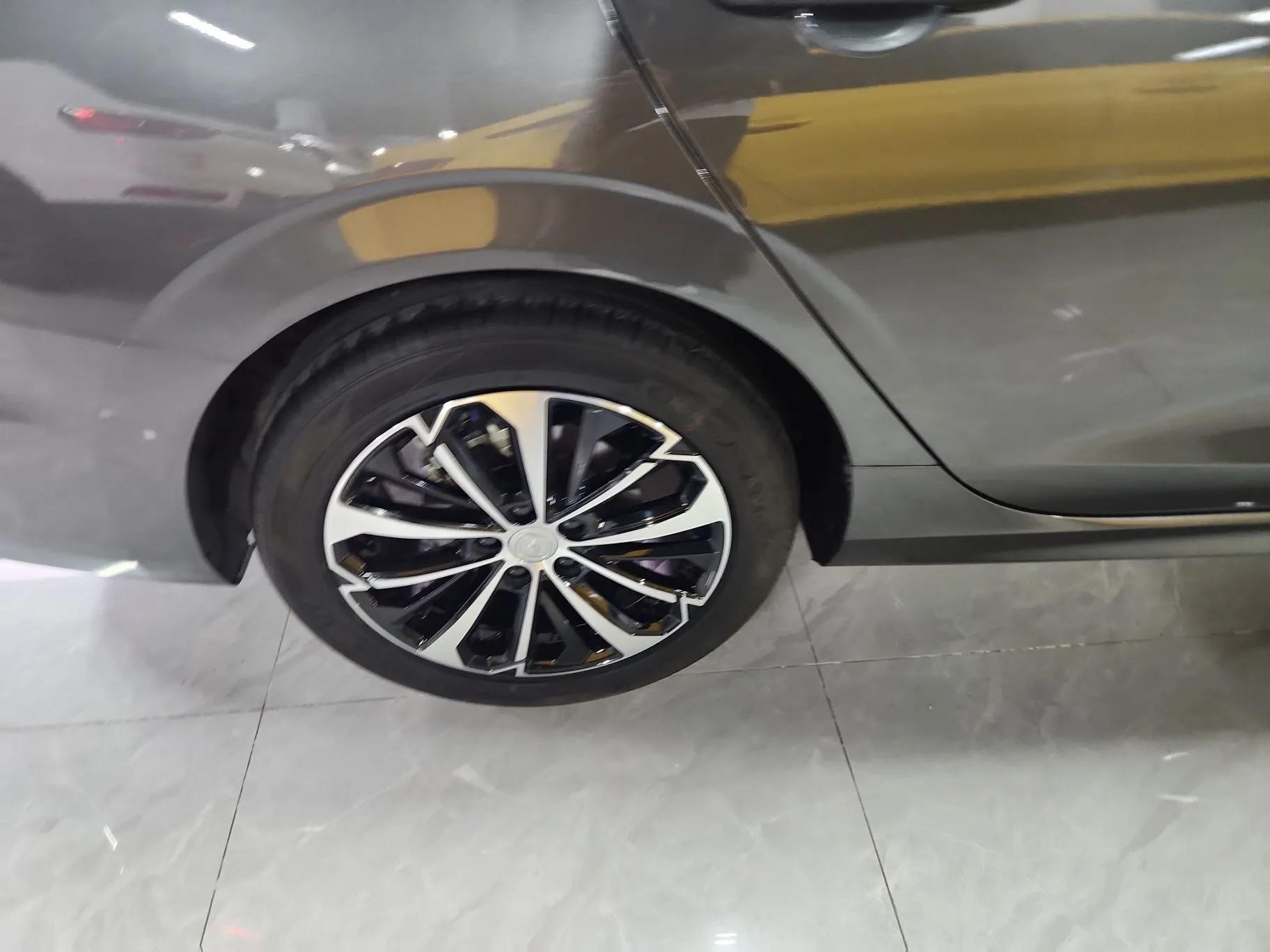 CHANGAN Eado 2022 PLUS Blue Whale NE 1.4T GDI DCT Flagship Edition — миниатюра 10