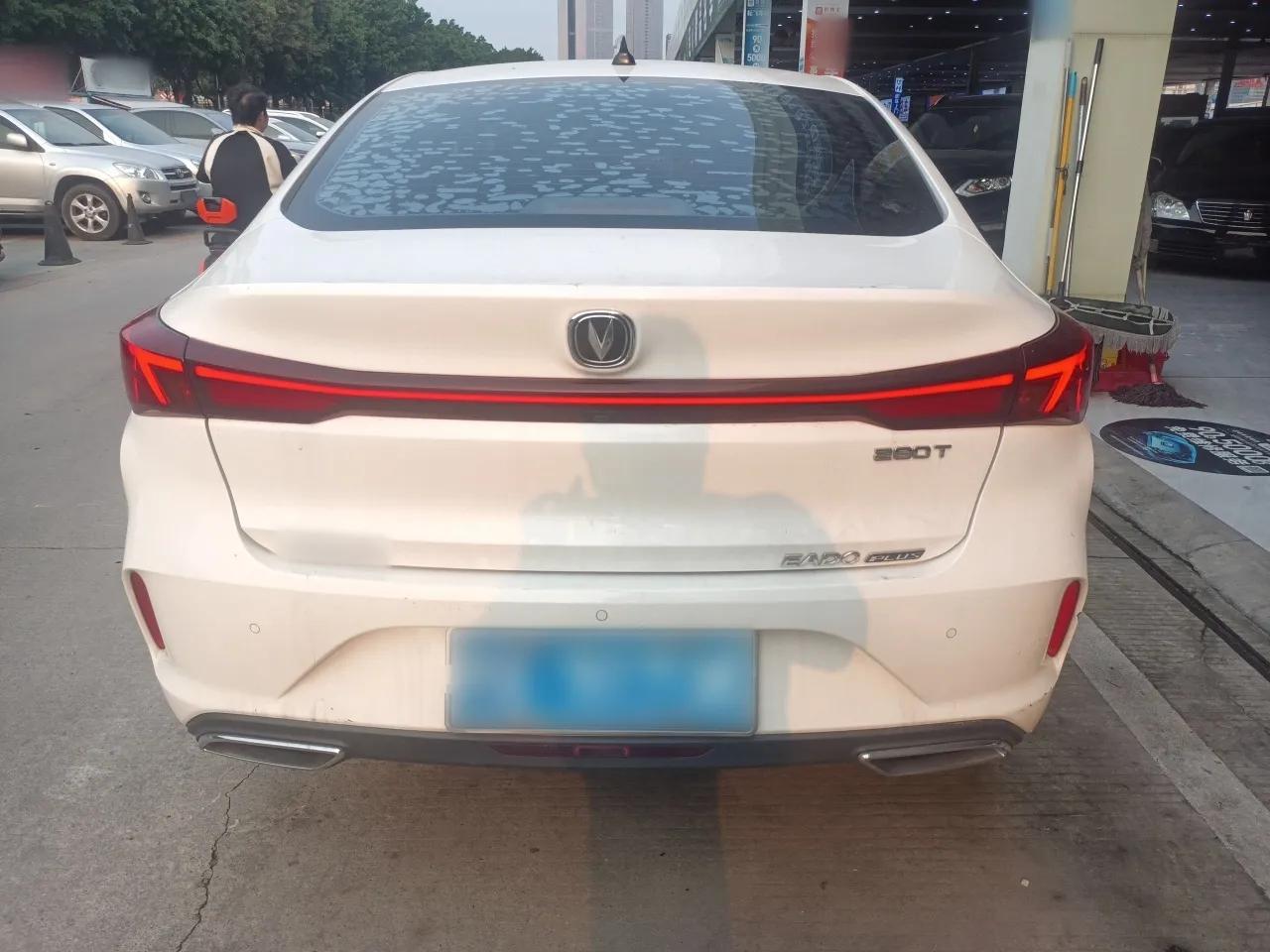 CHANGAN Eado 2023 Changan Edition PLUS Blue Whale NE 1.4T GDI DCT Prestige Version — миниатюра 3