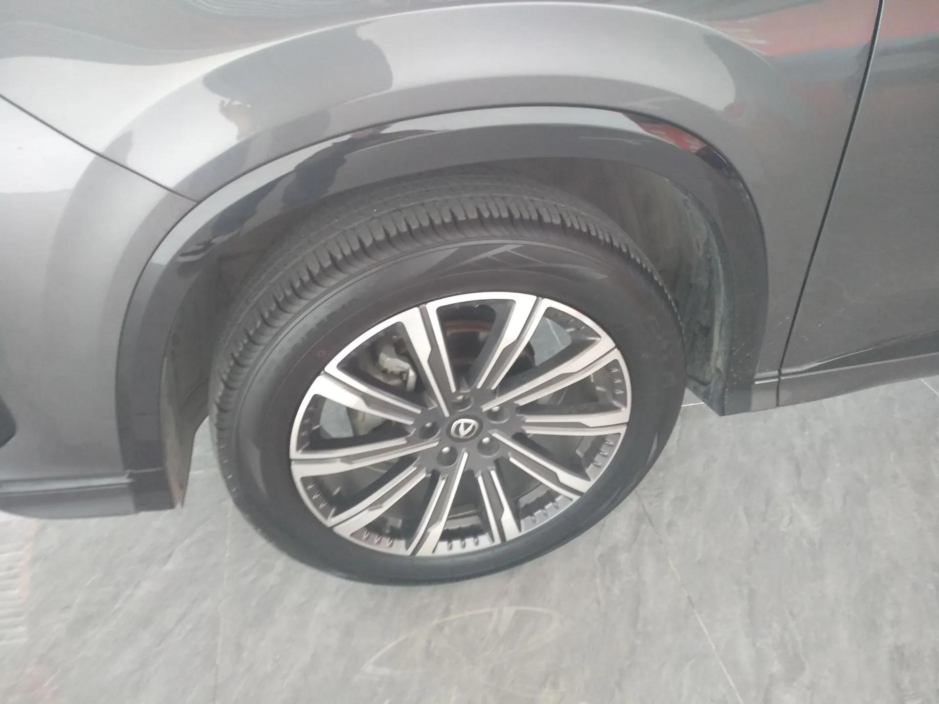 CHANGAN CS75 PLUS 2024 3rd Generation Champion Edition 1.5T Intelligent Drive Dynamic Model — миниатюра 3