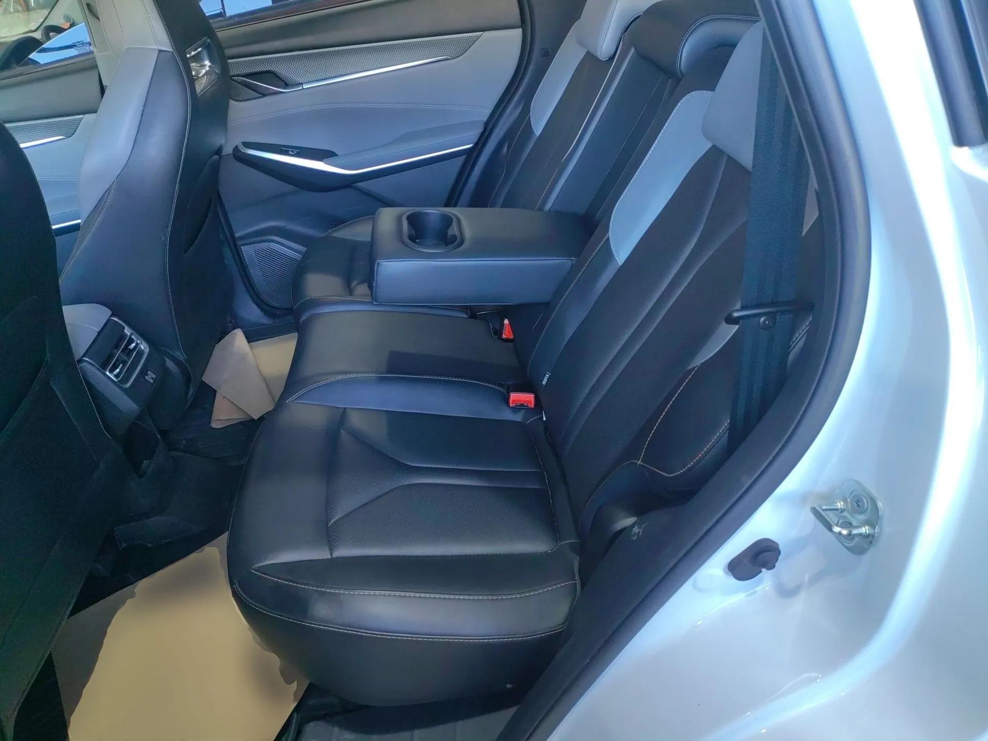 CHANGAN CS75 PLUS 2022 2nd Generation 1.5T Automatic Prestige Version — миниатюра 20