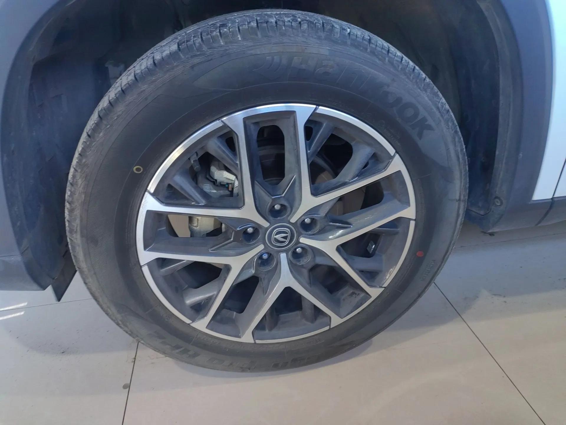 CHANGAN CS75 PLUS 2022 2nd Generation 1.5T Automatic Prestige Version — миниатюра 8
