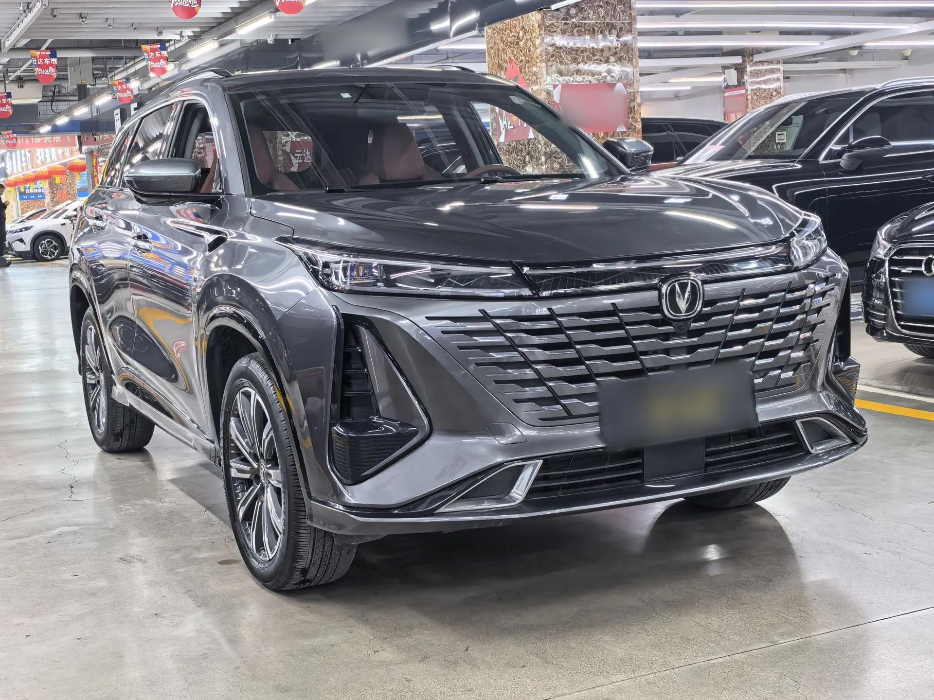 CHANGAN CS75 PLUS 2023 3rd Generation 1.5T Automatic Prestige Model — миниатюра 3