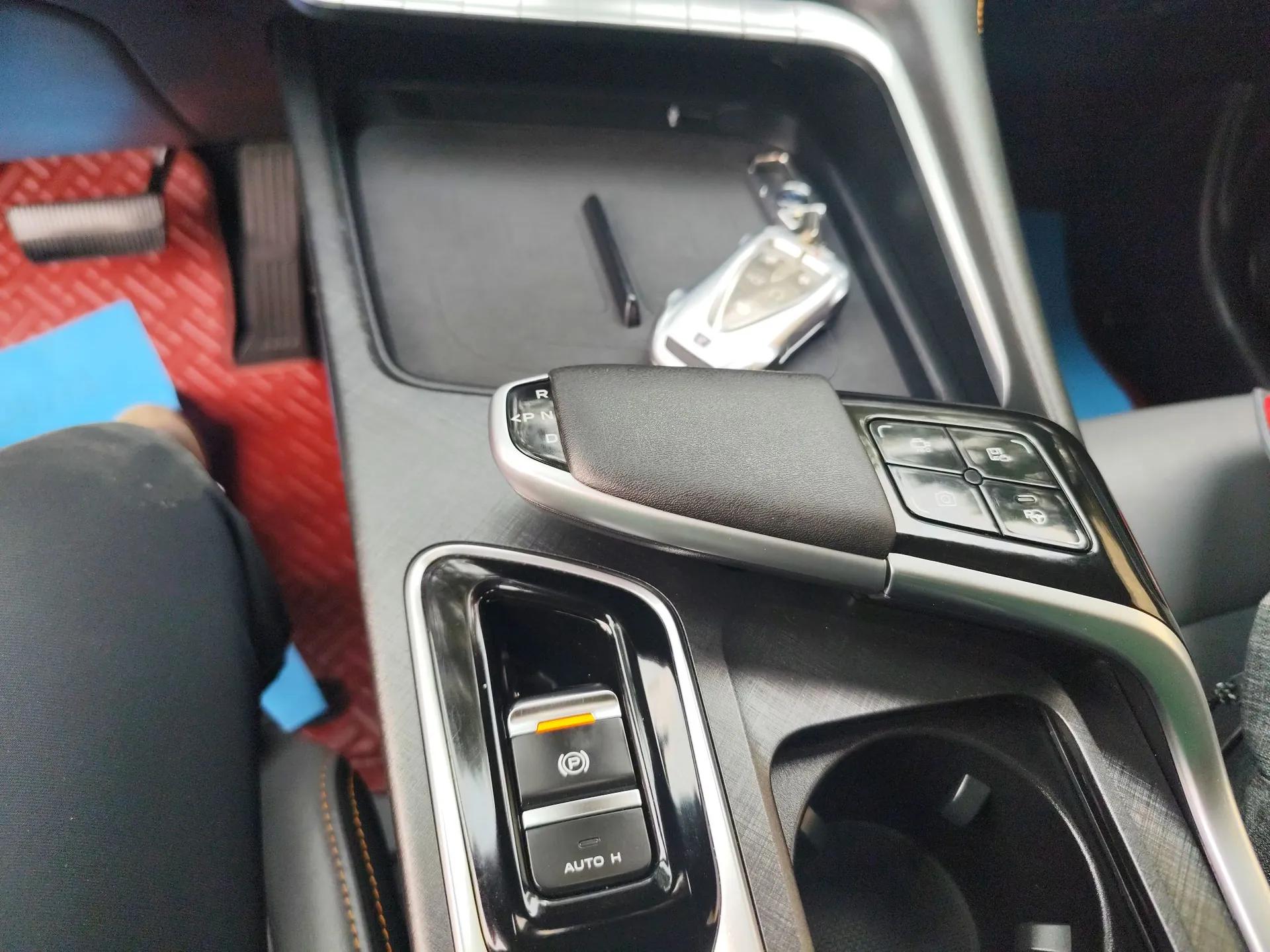 CHANGAN UNI-T 2022 1.5T Flagship Edition — миниатюра 17