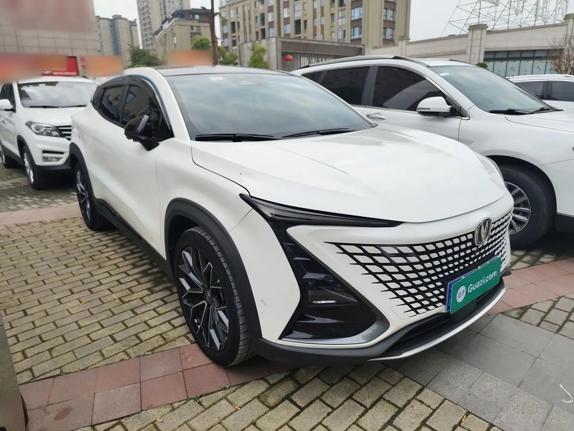 CHANGAN UNI-T 2022 1.5T Flagship Edition — миниатюра 3