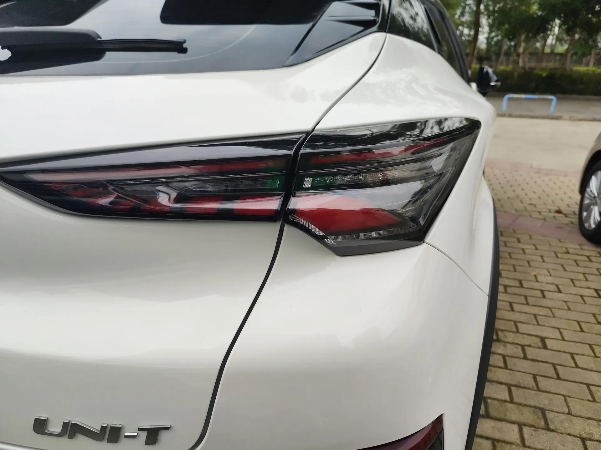 CHANGAN UNI-T 2022 1.5T Flagship Edition — миниатюра 7