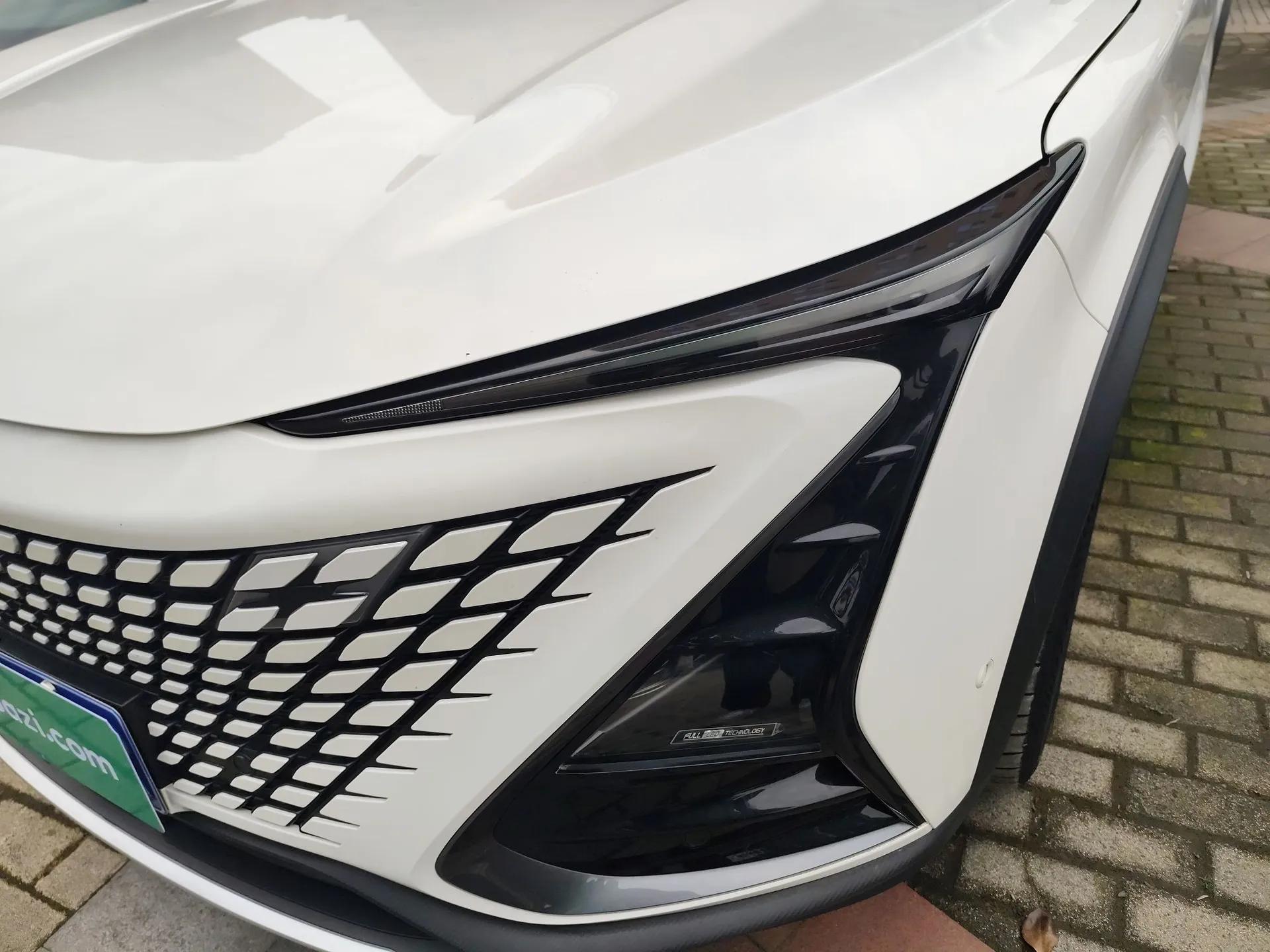 CHANGAN UNI-T 2022 1.5T Flagship Edition — миниатюра 9