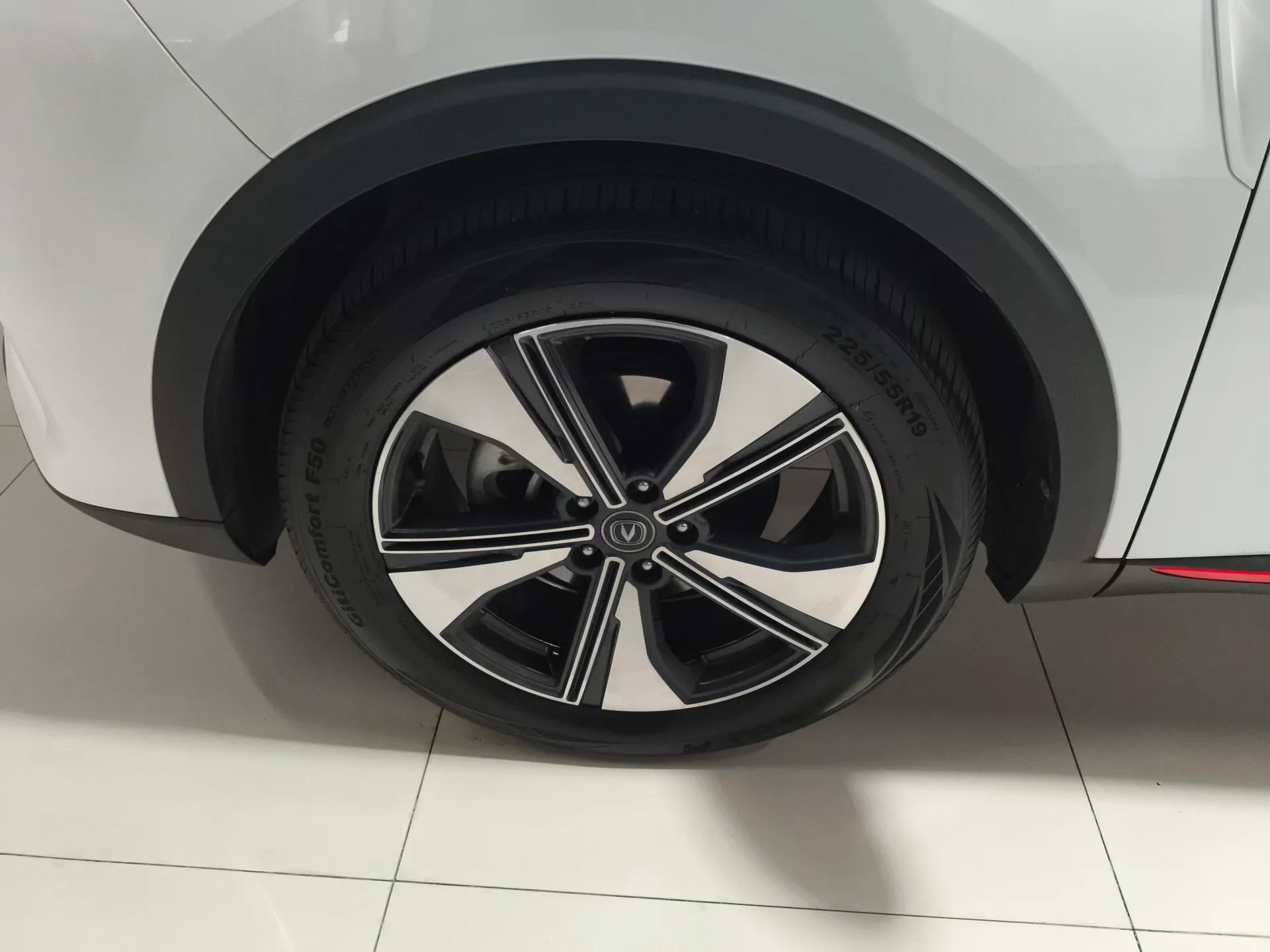 CHANGAN CS55PLUS 2022 2nd Generation 1.5T DCT Prestige Version — миниатюра 9