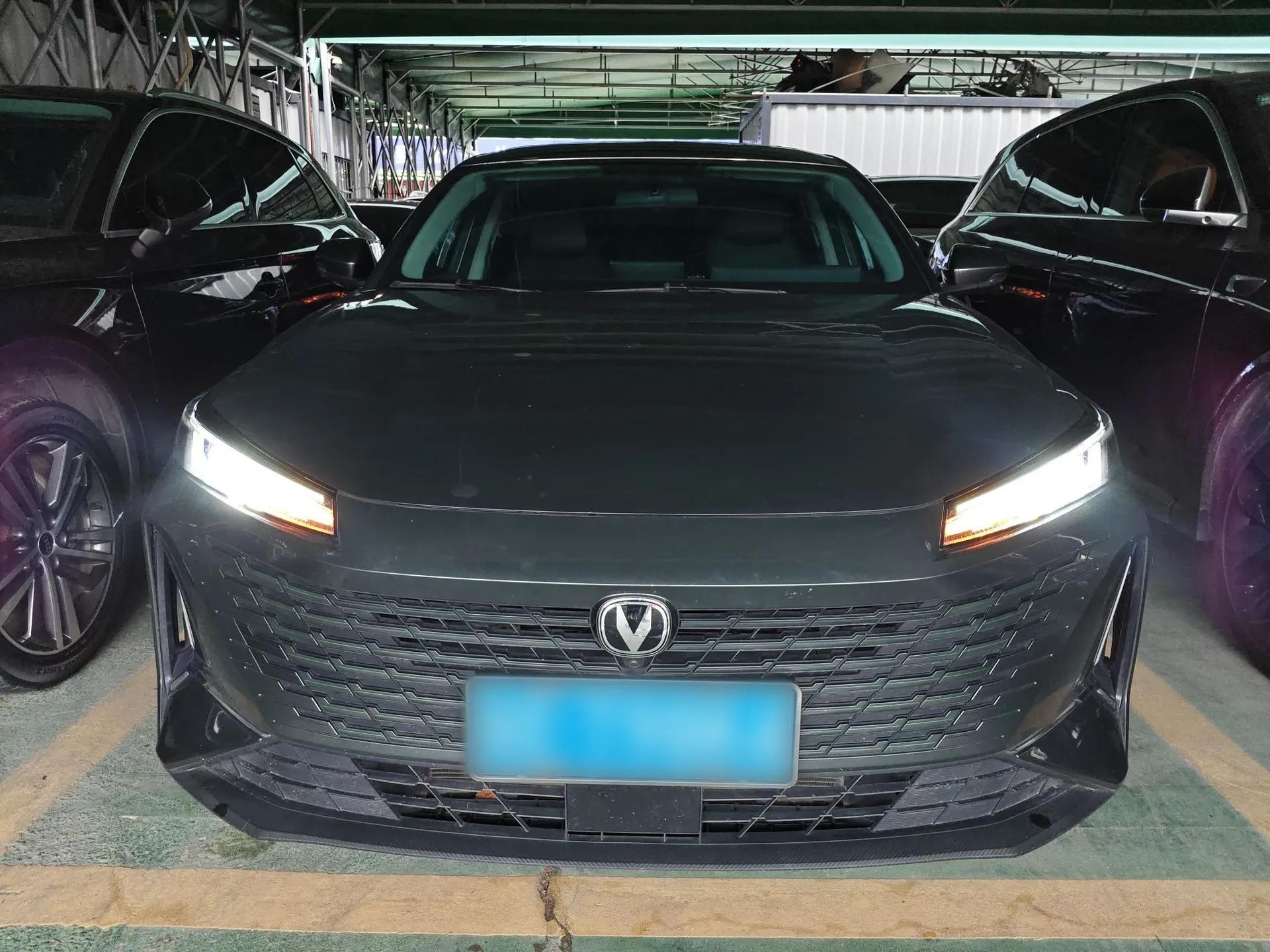 CHANGAN Eado DD 2023 Blue Whale NE 1.5T GDI DCT Navigation Model — миниатюра 2