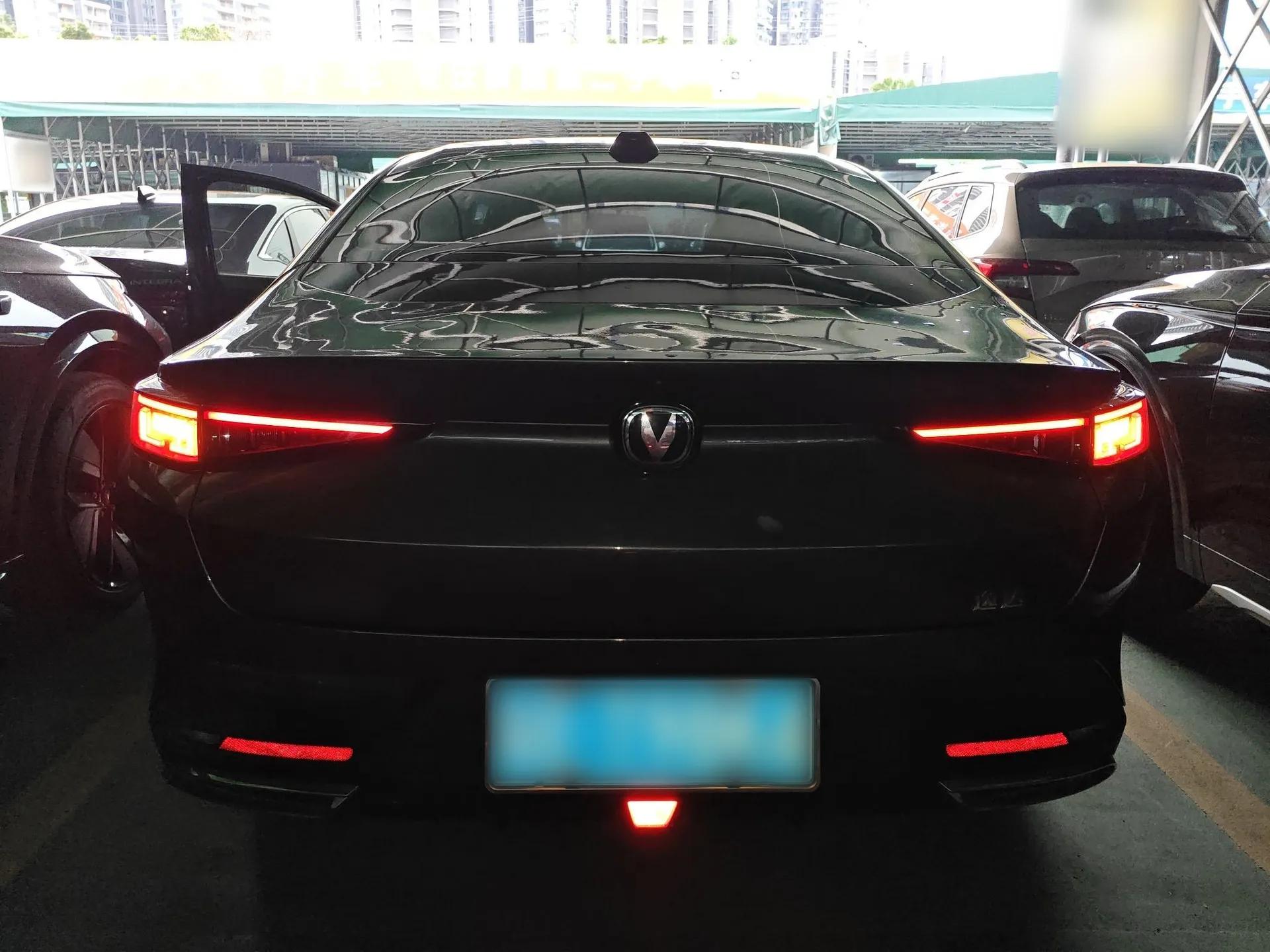 CHANGAN Eado DD 2023 Blue Whale NE 1.5T GDI DCT Navigation Model — миниатюра 3
