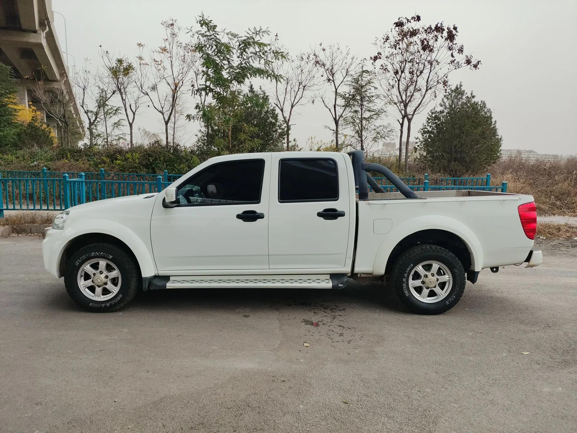 Great Wall Wingle 5 2017 2.0T European Version Diesel Two-Wheel Drive Advanced Large Double-Cab GW4D20E — миниатюра 4