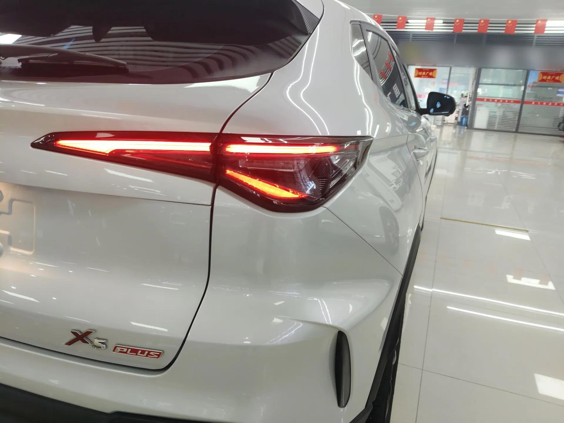CHANGAN OSHAN X5 PLUS 2023 1.5T DCT Excellence Edition — миниатюра 7