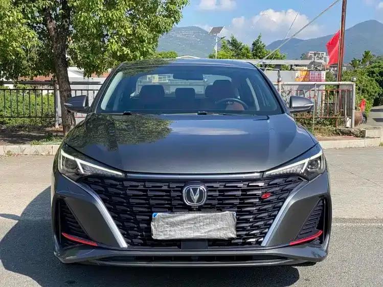 Changan Eado 2022 PLUS Blue Whale NE 1.4T GDI DCT Premium Edition — миниатюра 2