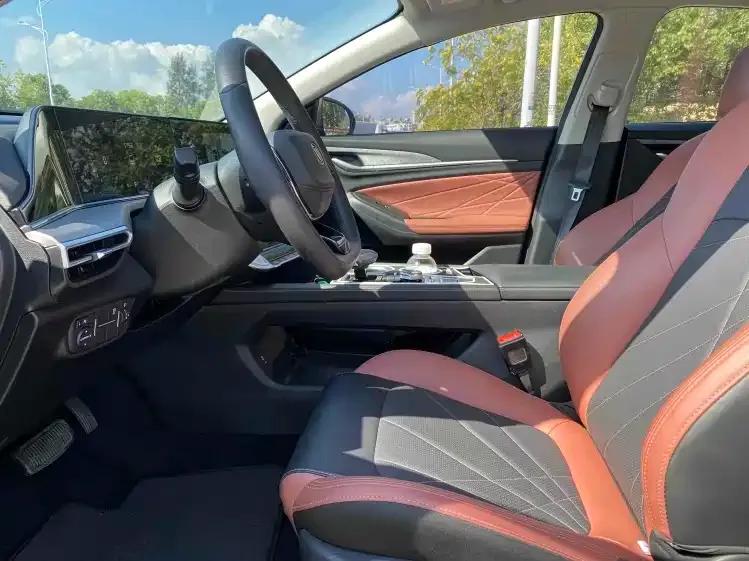 Changan Eado 2022 PLUS Blue Whale NE 1.4T GDI DCT Premium Edition — миниатюра 4