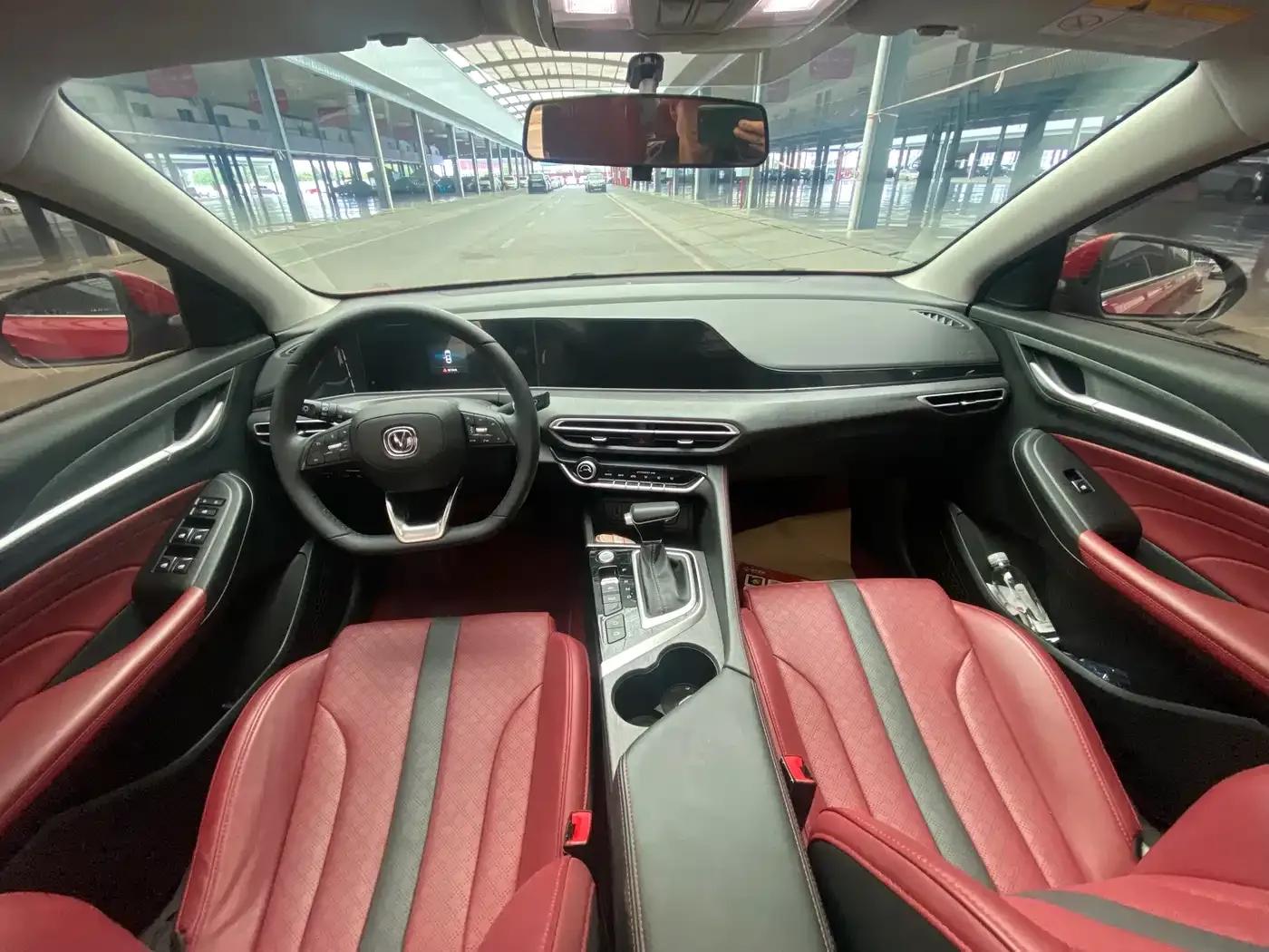 Changan Eado 2021 PLUS Blue Whale NE 1.4T GDI DCT Premium Edition — миниатюра 13